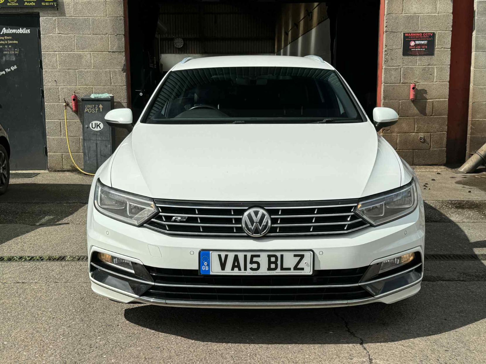 Volkswagen Passat 2.0 TDI BlueMotion Tech R-Line Estate 5dr Diesel Manual Euro 6 (s/s) (150 ps)
