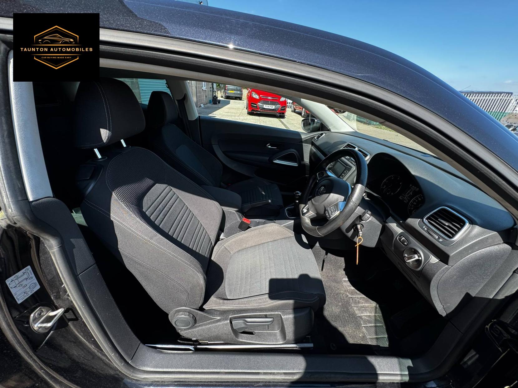 Volkswagen Scirocco 2.0 TDI BlueMotion Tech Hatchback 3dr Diesel Manual Euro 5 (s/s) (Nav) (140 ps)