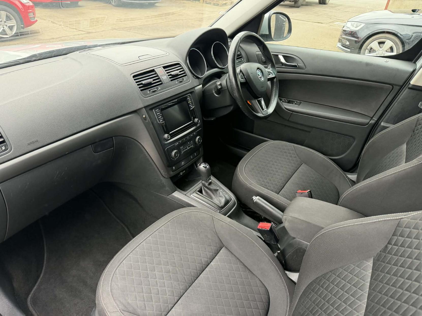 Skoda Yeti 2.0 TDI SE Drive Outdoor 5dr Diesel DSG 4WD Euro 6 (s/s) (150 ps)