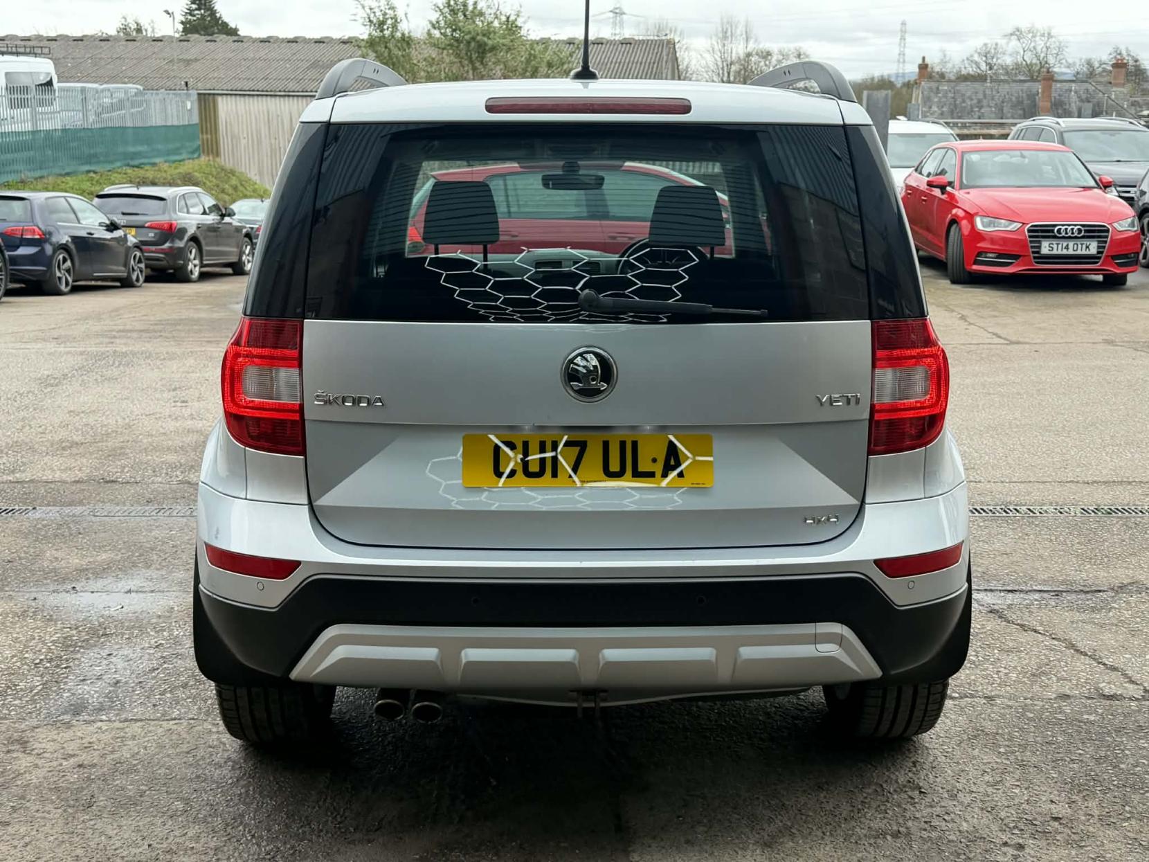 Skoda Yeti 2.0 TDI SE Drive Outdoor 5dr Diesel DSG 4WD Euro 6 (s/s) (150 ps)