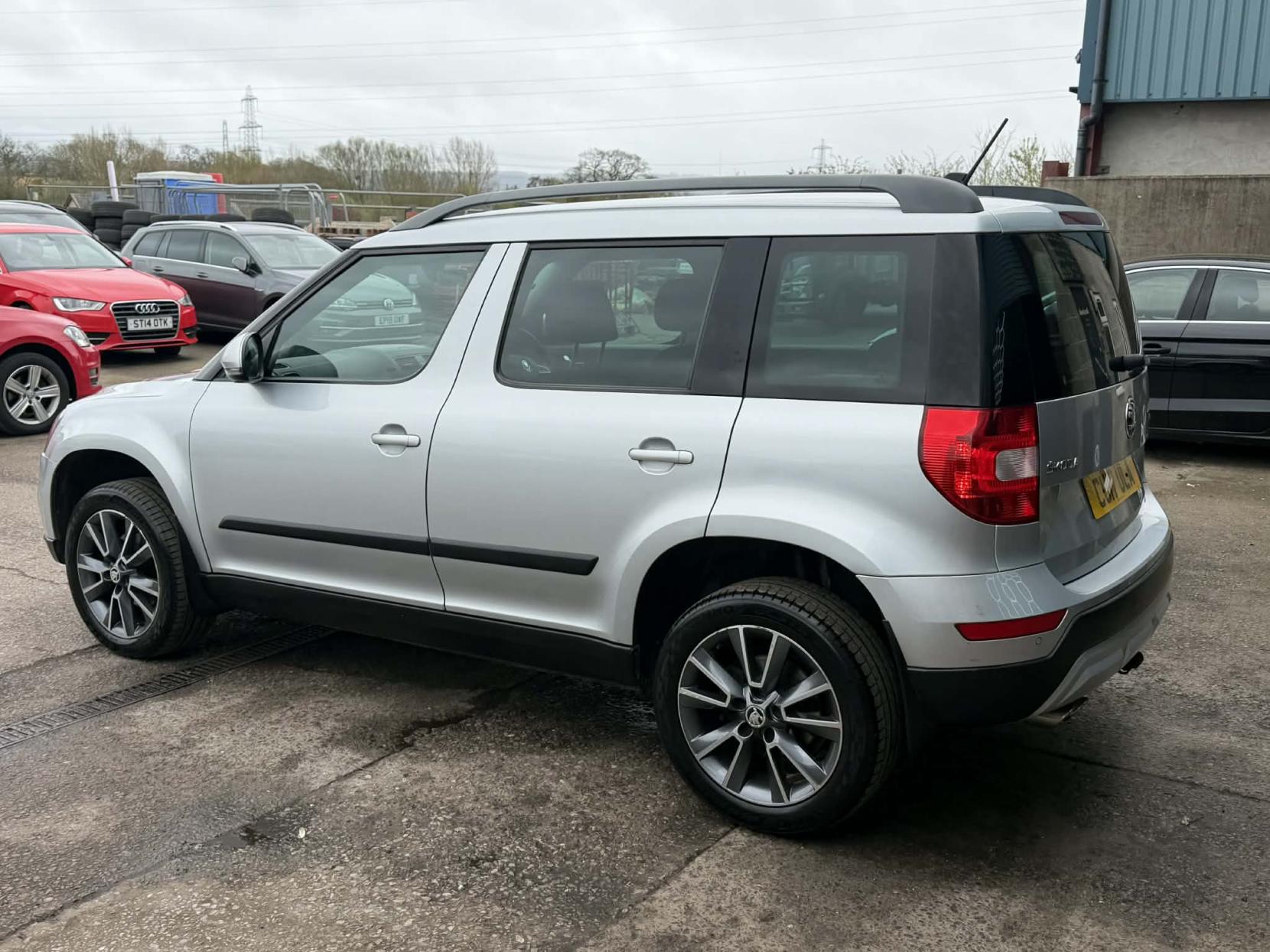 Skoda Yeti 2.0 TDI SE Drive Outdoor 5dr Diesel DSG 4WD Euro 6 (s/s) (150 ps)