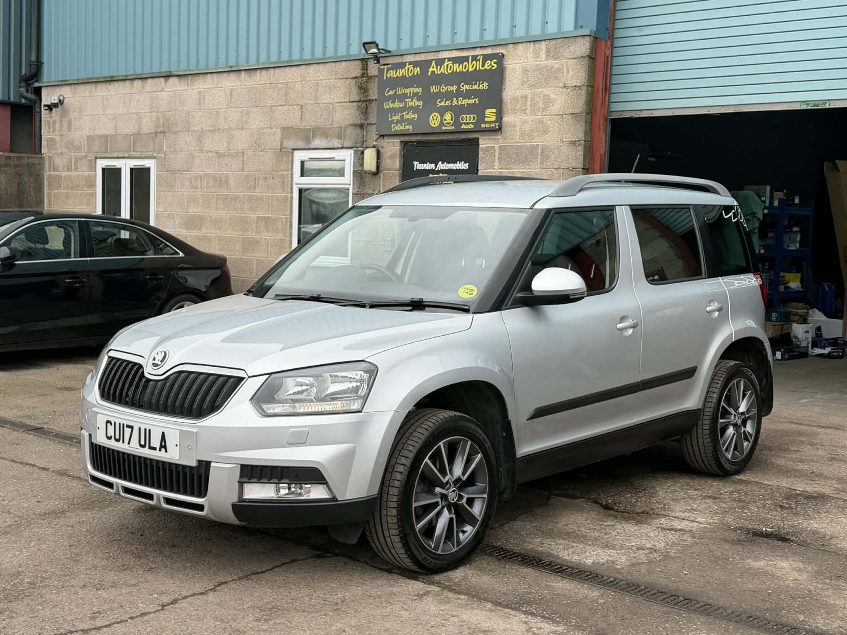 Skoda Yeti 2.0 TDI SE Drive Outdoor 5dr Diesel DSG 4WD Euro 6 (s/s) (150 ps)
