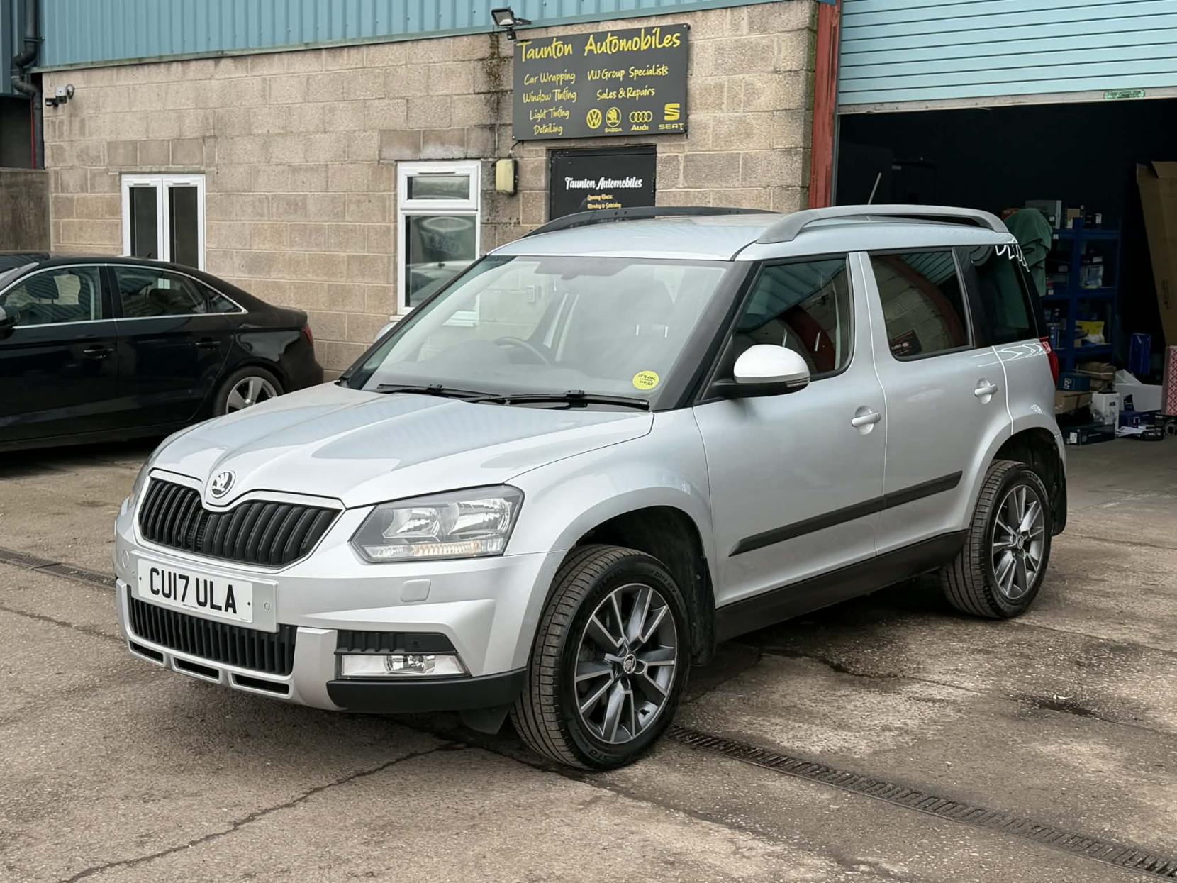 Skoda Yeti 2.0 TDI SE Drive Outdoor 5dr Diesel DSG 4WD Euro 6 (s/s) (150 ps)