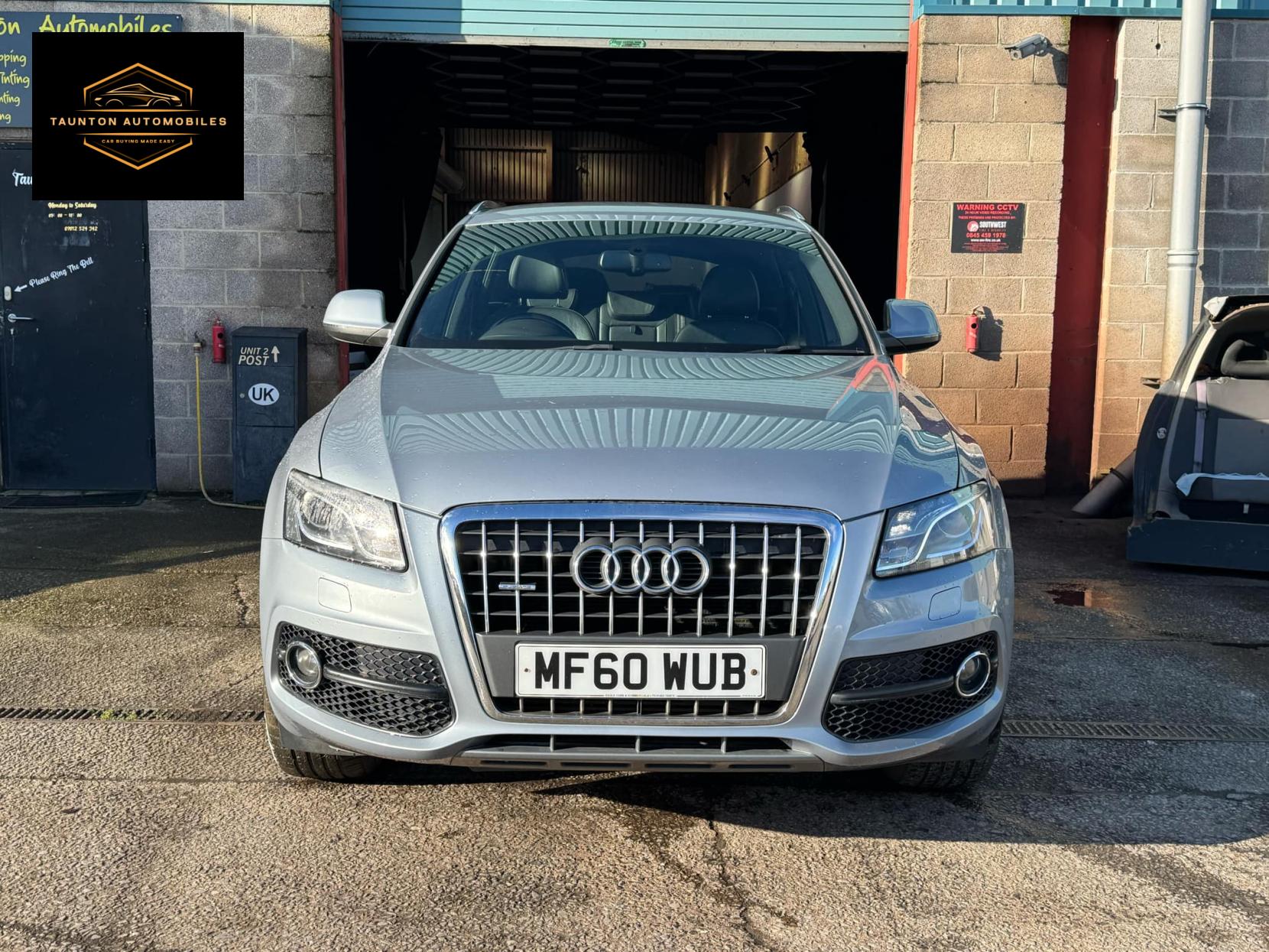 Audi Q5 2.0 TDI S line SUV 5dr Diesel Manual quattro Euro 5 (s/s) (170 ps)