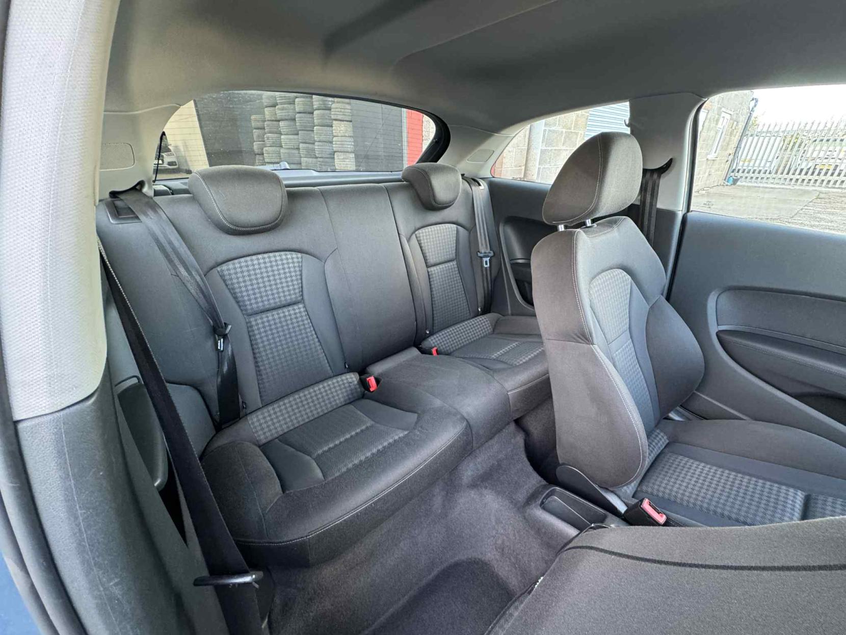 Audi A1 1.6 TDI Sport Hatchback 3dr Diesel Manual Euro 5 (s/s) (105 ps)