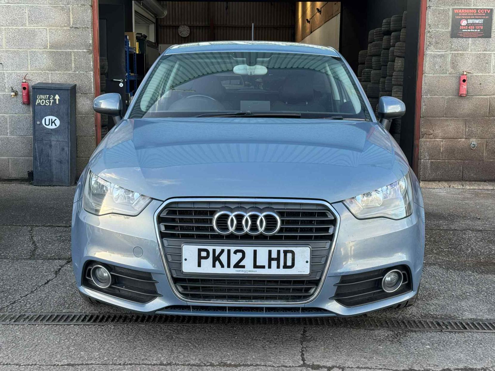Audi A1 1.6 TDI Sport Hatchback 3dr Diesel Manual Euro 5 (s/s) (105 ps)