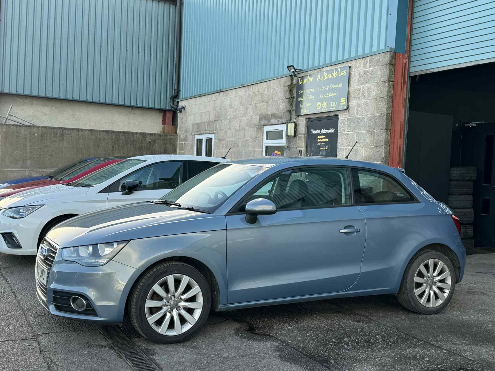 Audi A1 1.6 TDI Sport Hatchback 3dr Diesel Manual Euro 5 (s/s) (105 ps)