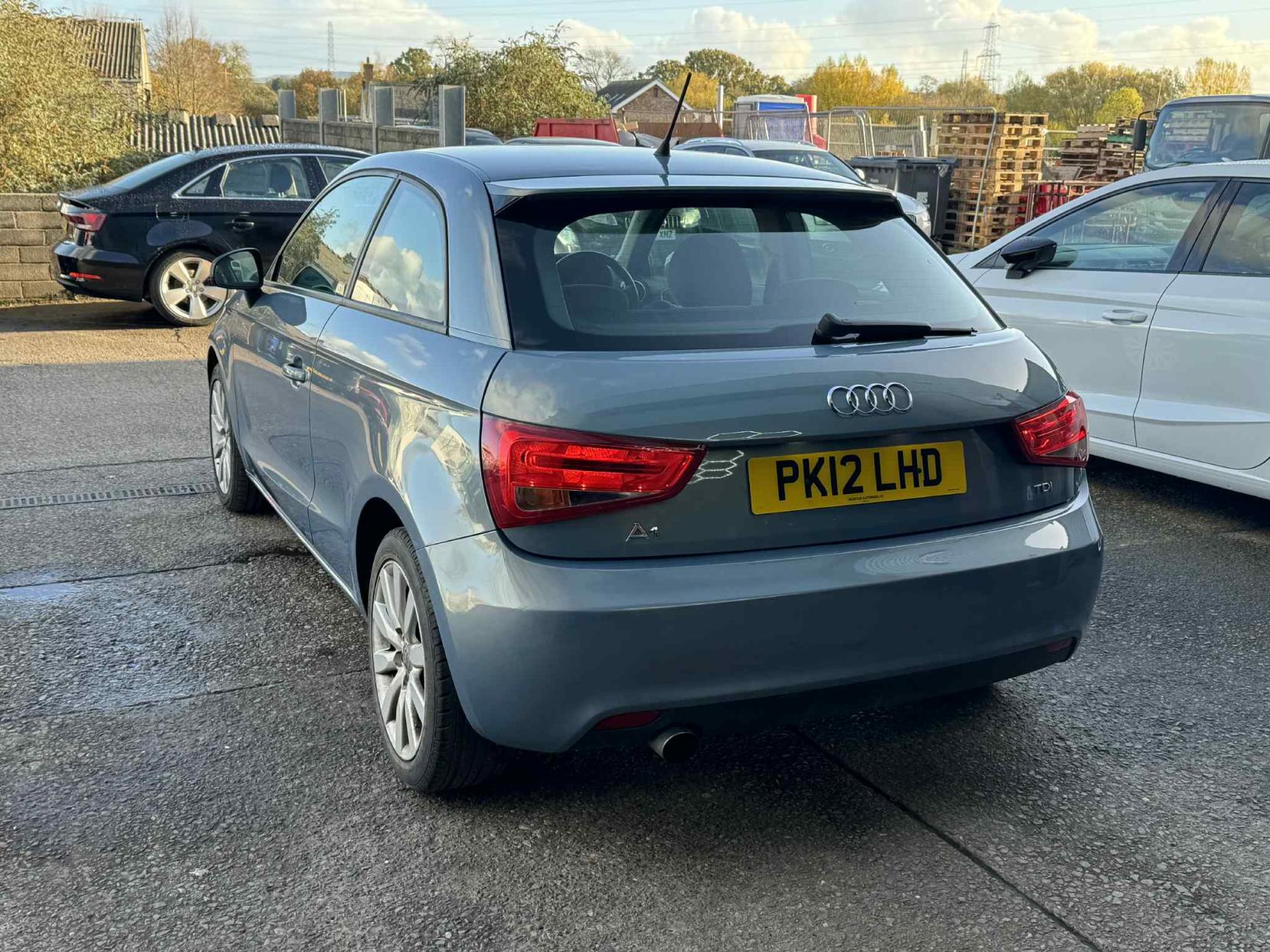 Audi A1 1.6 TDI Sport Hatchback 3dr Diesel Manual Euro 5 (s/s) (105 ps)