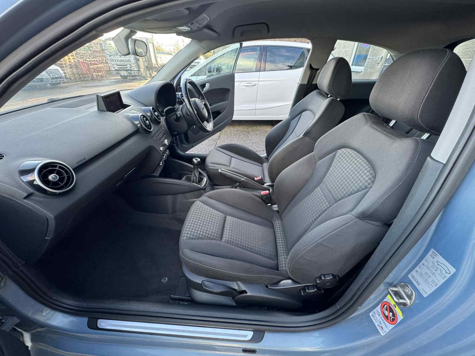 Audi A1 1.6 TDI Sport Hatchback 3dr Diesel Manual Euro 5 (s/s) (105 ps)