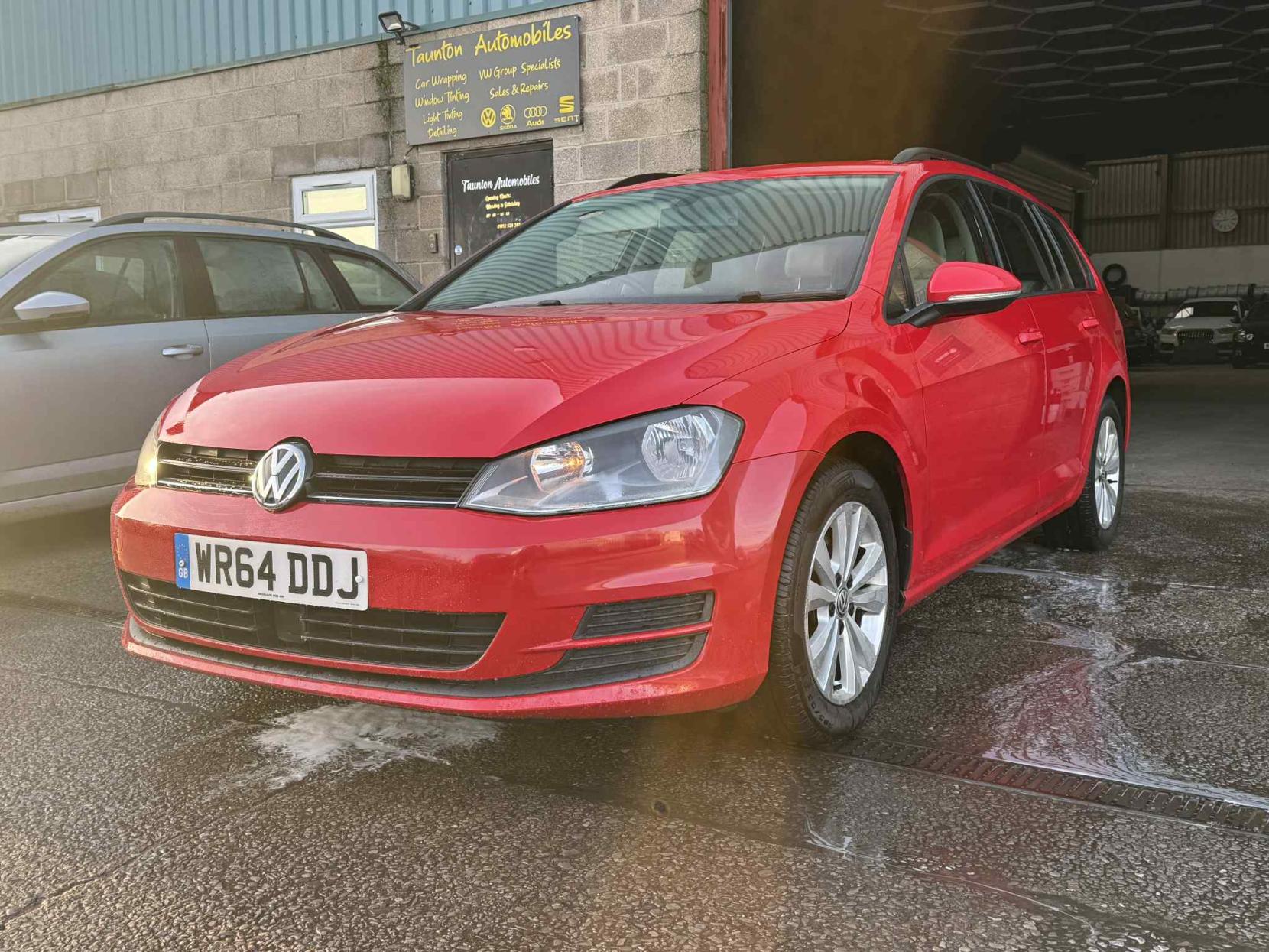 Volkswagen Golf 1.6 TDI BlueMotion Tech SE Estate 5dr Diesel Manual Euro 5 (s/s) (105 ps)