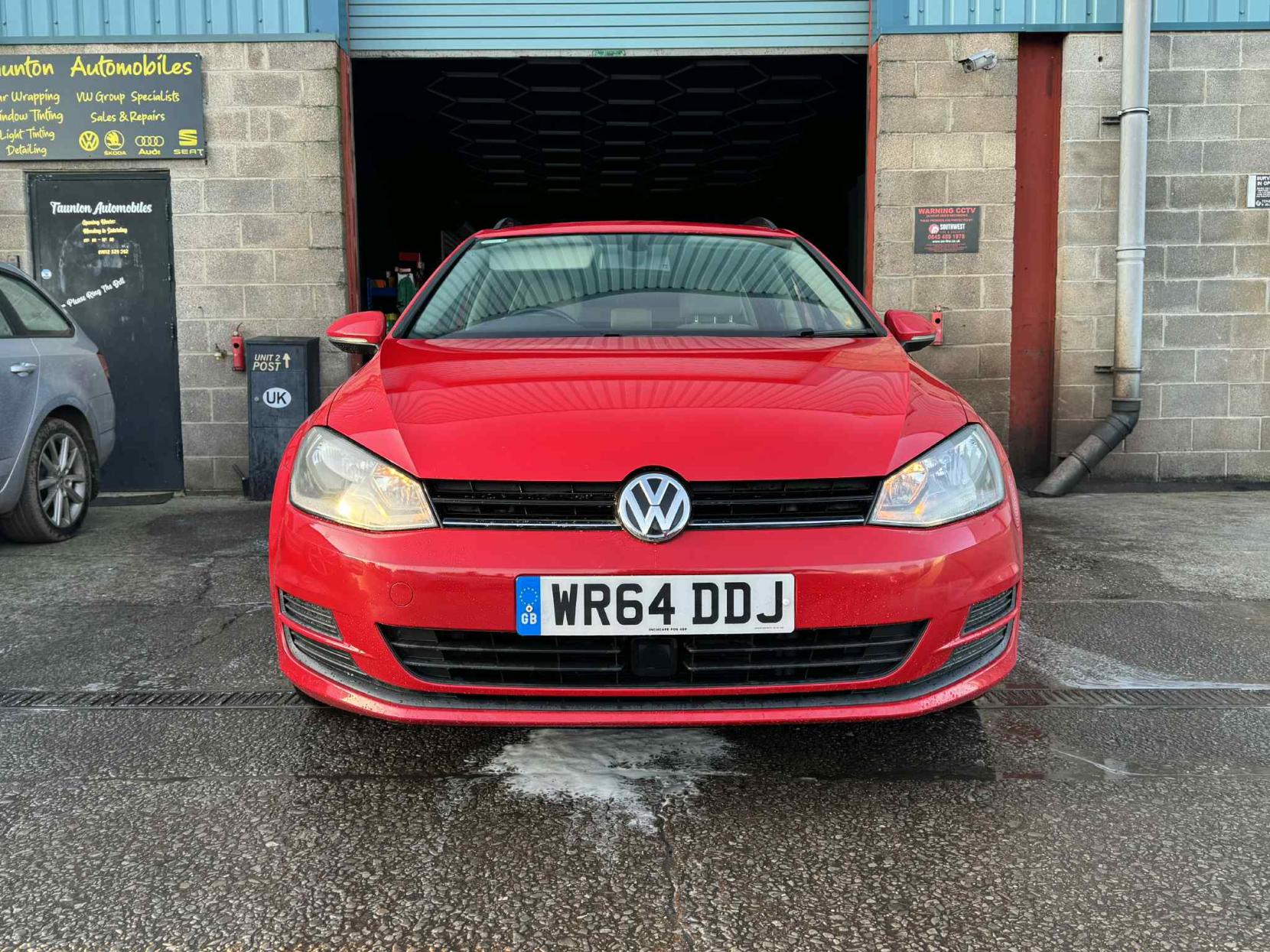 Volkswagen Golf 1.6 TDI BlueMotion Tech SE Estate 5dr Diesel Manual Euro 5 (s/s) (105 ps)