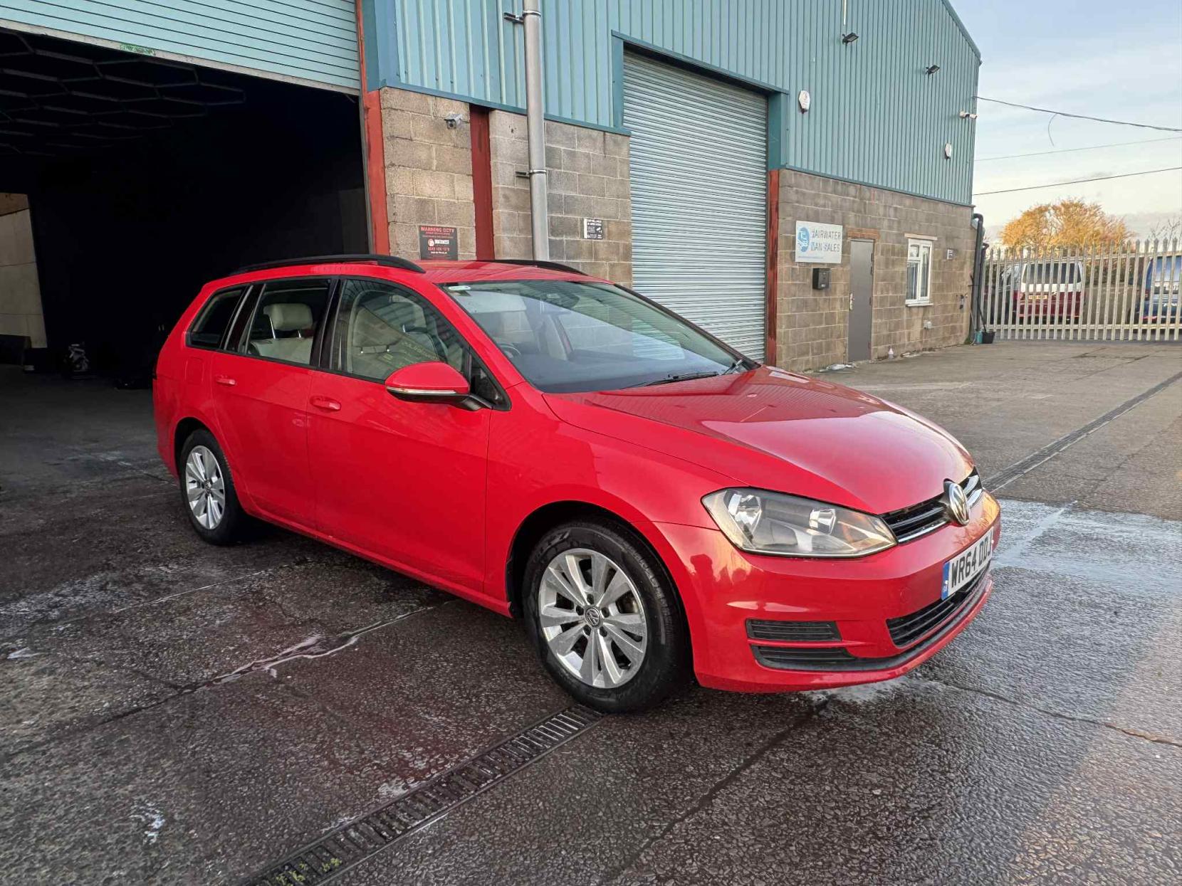 Volkswagen Golf 1.6 TDI BlueMotion Tech SE Estate 5dr Diesel Manual Euro 5 (s/s) (105 ps)