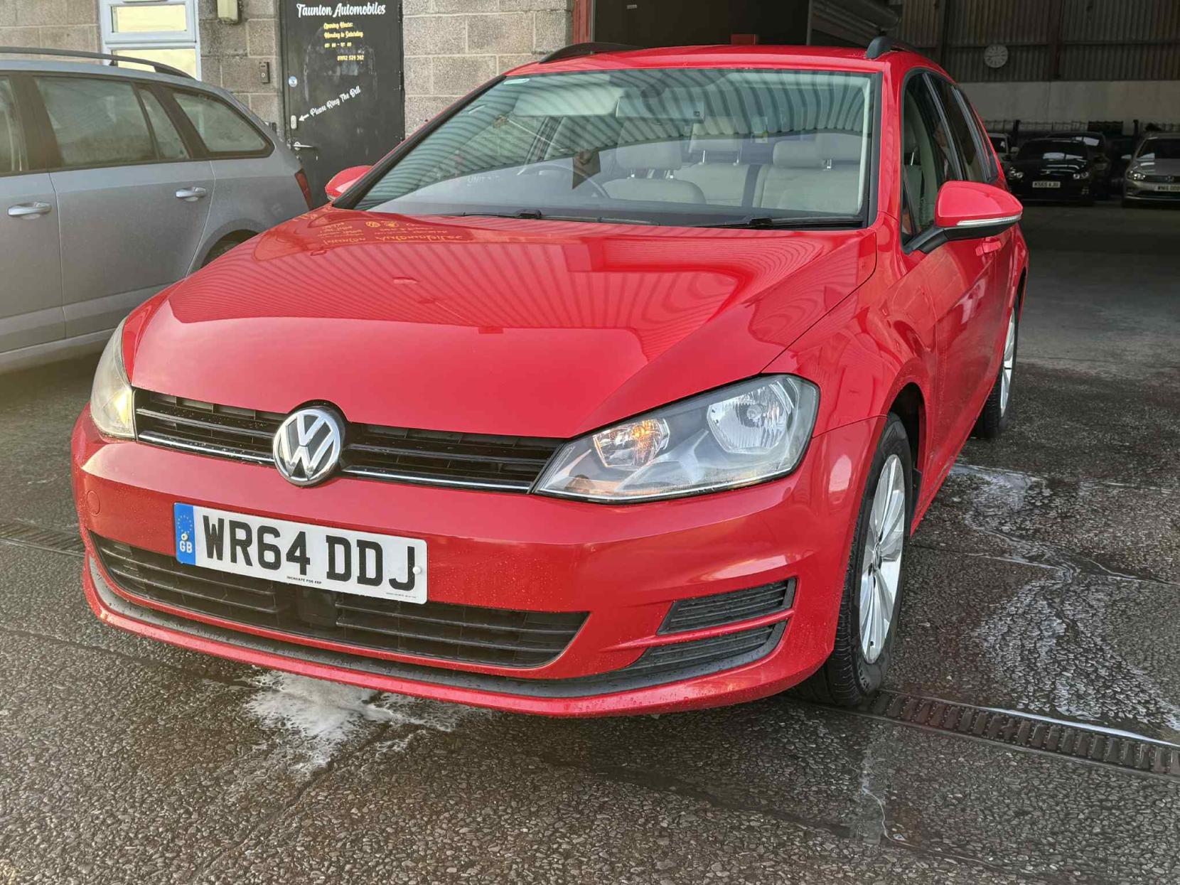 Volkswagen Golf 1.6 TDI BlueMotion Tech SE Estate 5dr Diesel Manual Euro 5 (s/s) (105 ps)