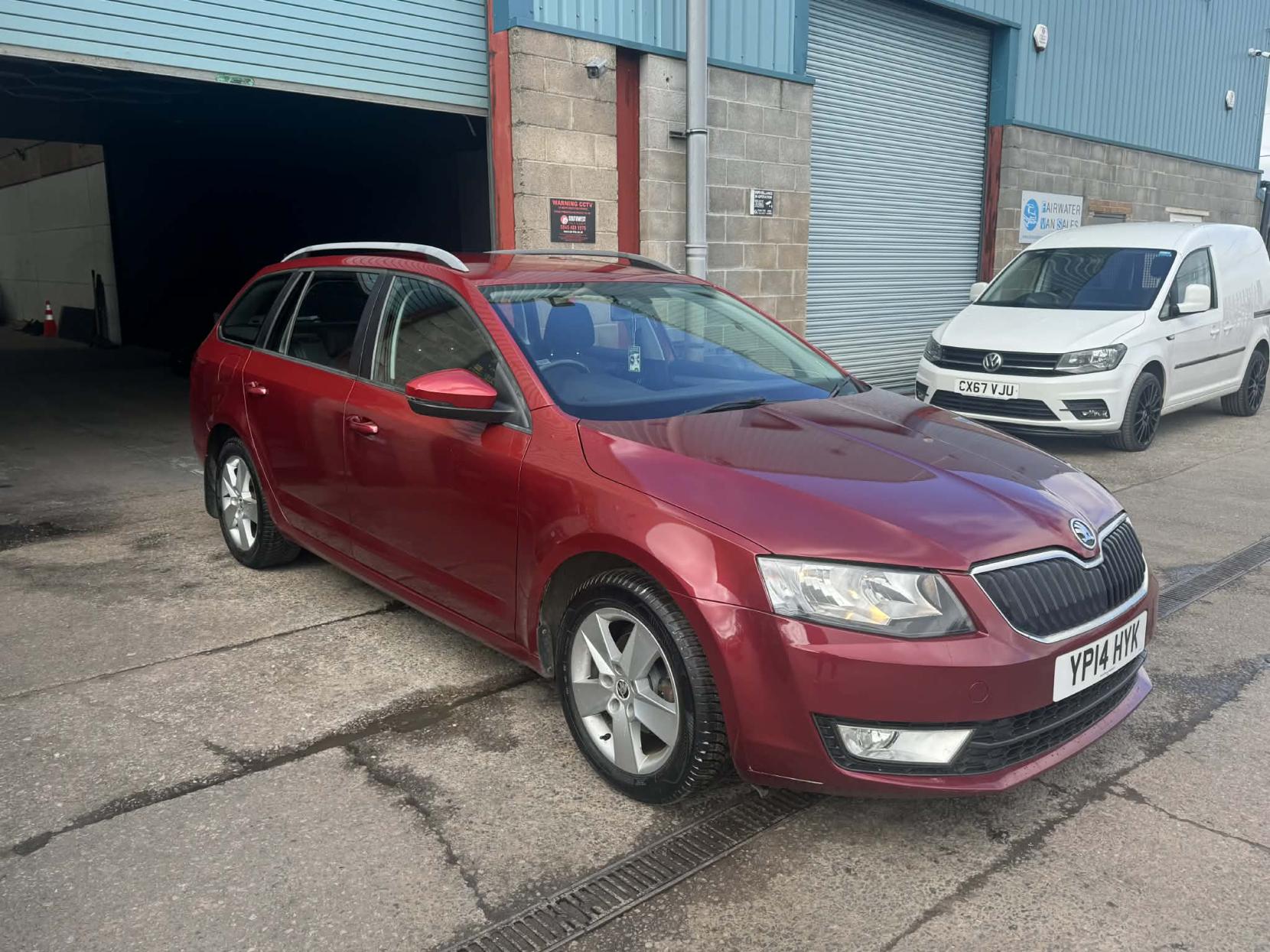 Skoda Octavia 2.0 TDI SE Estate 5dr Diesel Manual 4WD Euro 5 (s/s) (150 ps)
