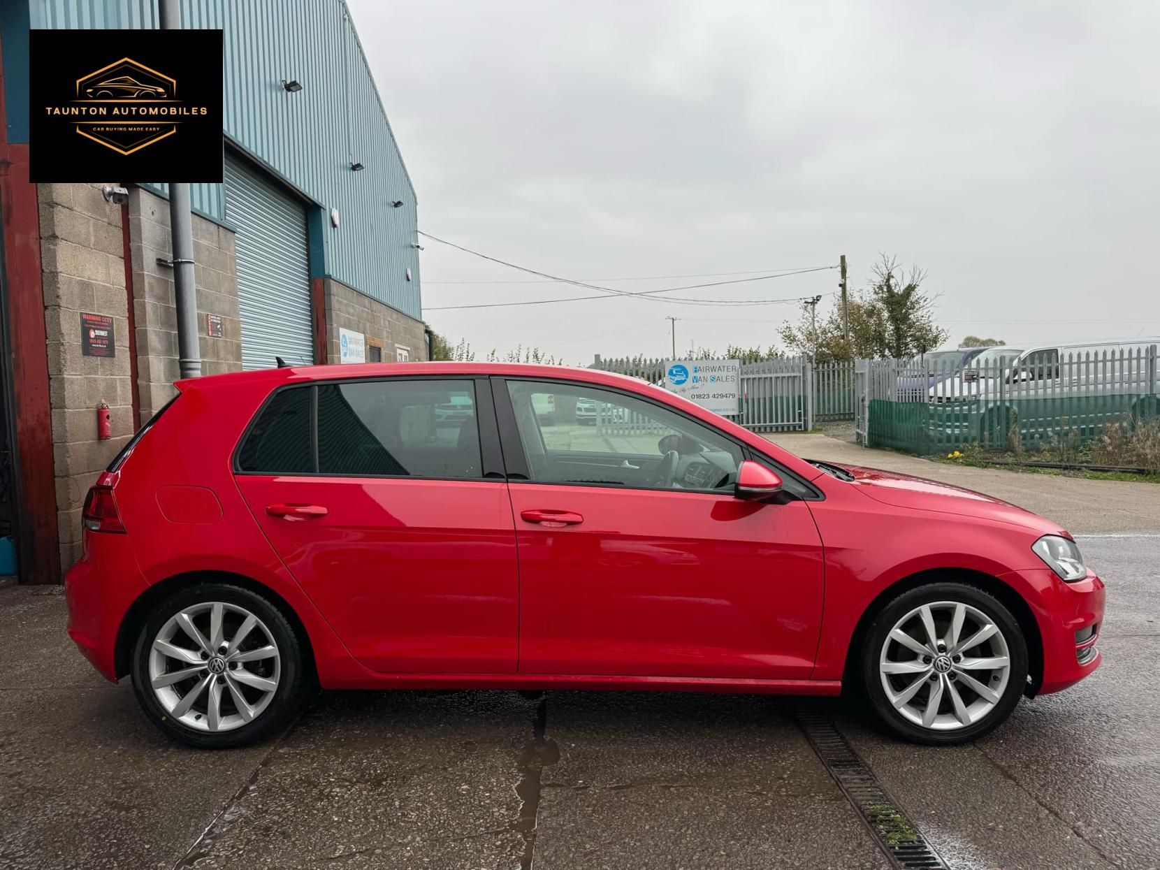 Volkswagen Golf 2.0 TDI BlueMotion Tech GT Hatchback 5dr Diesel Manual Euro 5 (s/s) (150 ps)