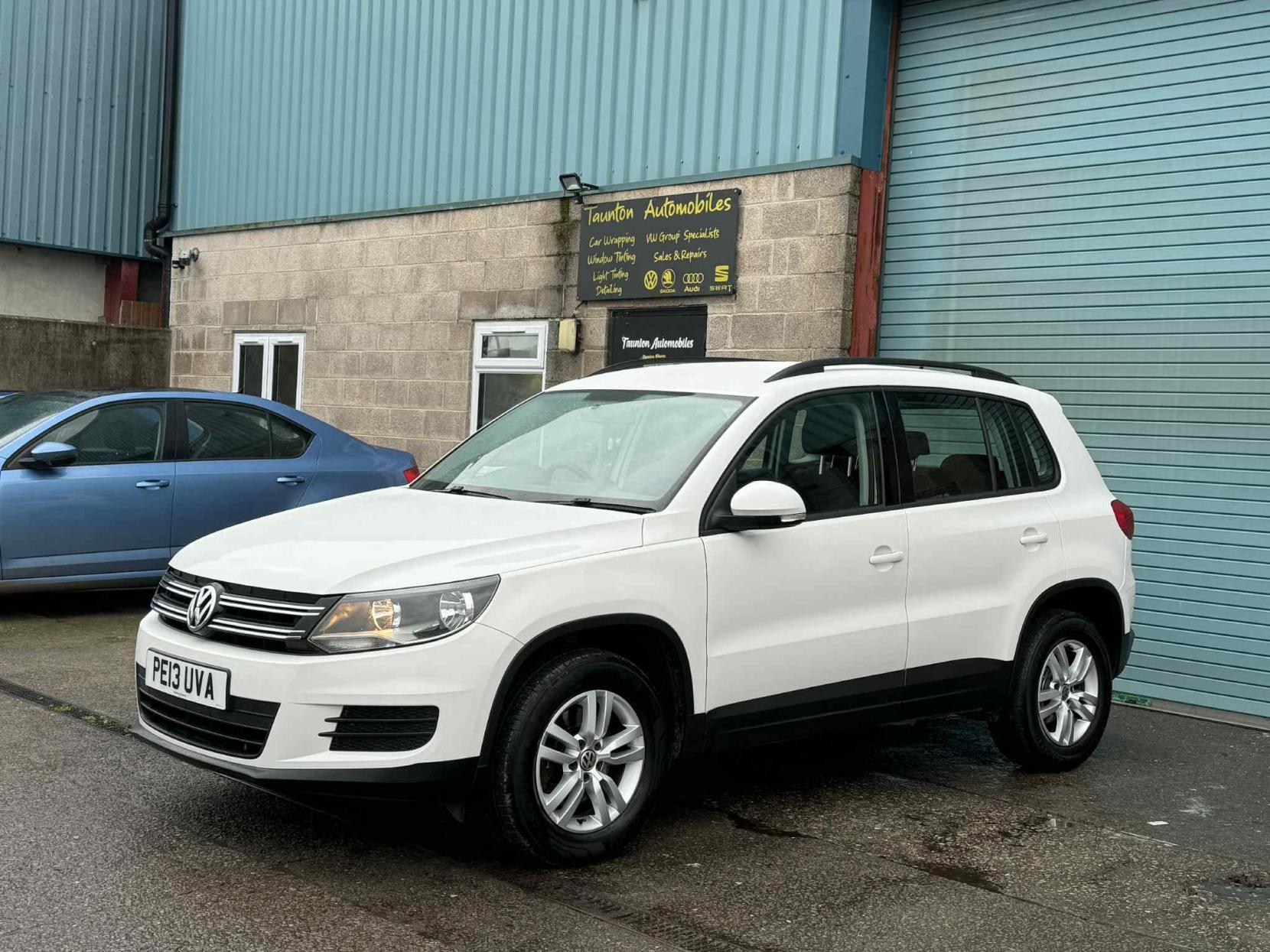 Volkswagen Tiguan 2.0 TDI BlueMotion Tech S SUV 5dr Diesel Manual 2WD Euro 5 (s/s) (110 ps)