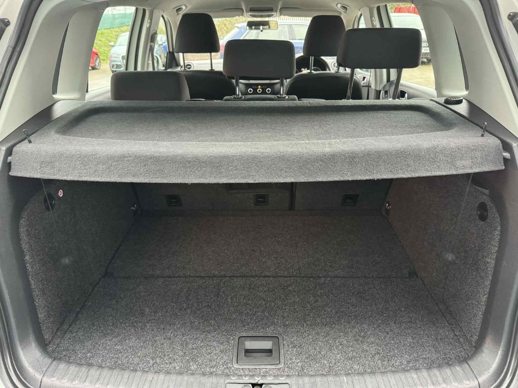 Volkswagen Tiguan 2.0 TDI BlueMotion Tech S SUV 5dr Diesel Manual 2WD Euro 5 (s/s) (110 ps)