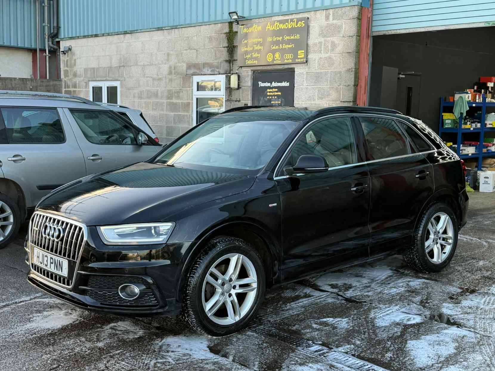Audi Q3 2.0 TDI S line SUV 5dr Diesel Manual quattro Euro 5 (s/s) (140 ps)