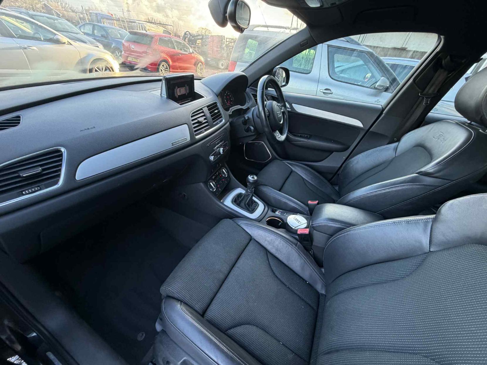 Audi Q3 2.0 TDI S line SUV 5dr Diesel Manual quattro Euro 5 (s/s) (140 ps)