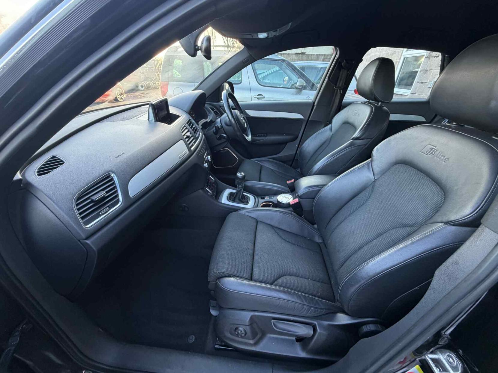 Audi Q3 2.0 TDI S line SUV 5dr Diesel Manual quattro Euro 5 (s/s) (140 ps)