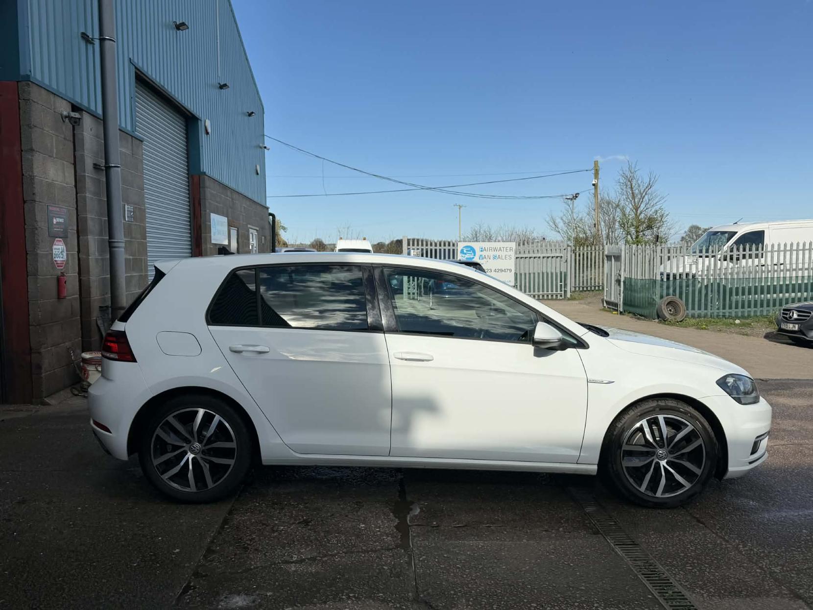 Volkswagen Golf 1.5 TSI EVO BlueMotion Tech SE Hatchback 5dr Petrol Manual Euro 6 (s/s) (130 ps)