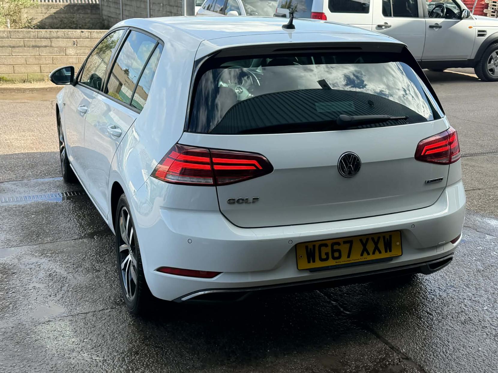 Volkswagen Golf 1.5 TSI EVO BlueMotion Tech SE Hatchback 5dr Petrol Manual Euro 6 (s/s) (130 ps)