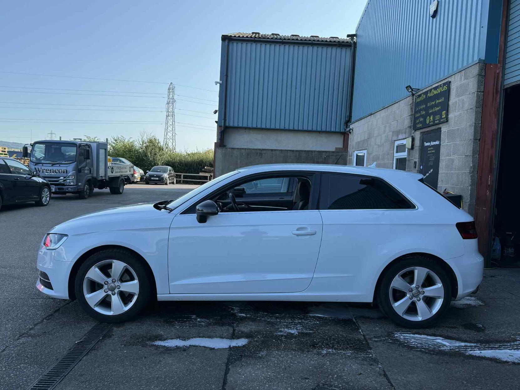 Audi A3 1.4 TFSI Sport Hatchback 3dr Petrol Manual Euro 5 (s/s) (122 ps)