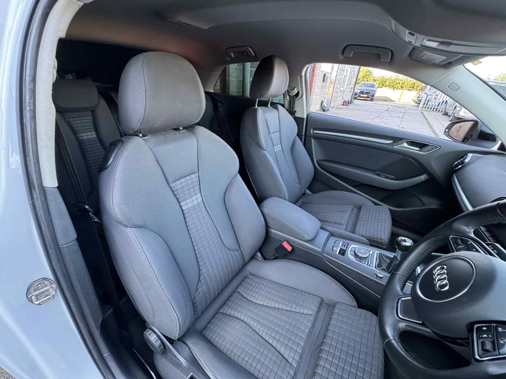 Audi A3 1.4 TFSI Sport Hatchback 3dr Petrol Manual Euro 5 (s/s) (122 ps)