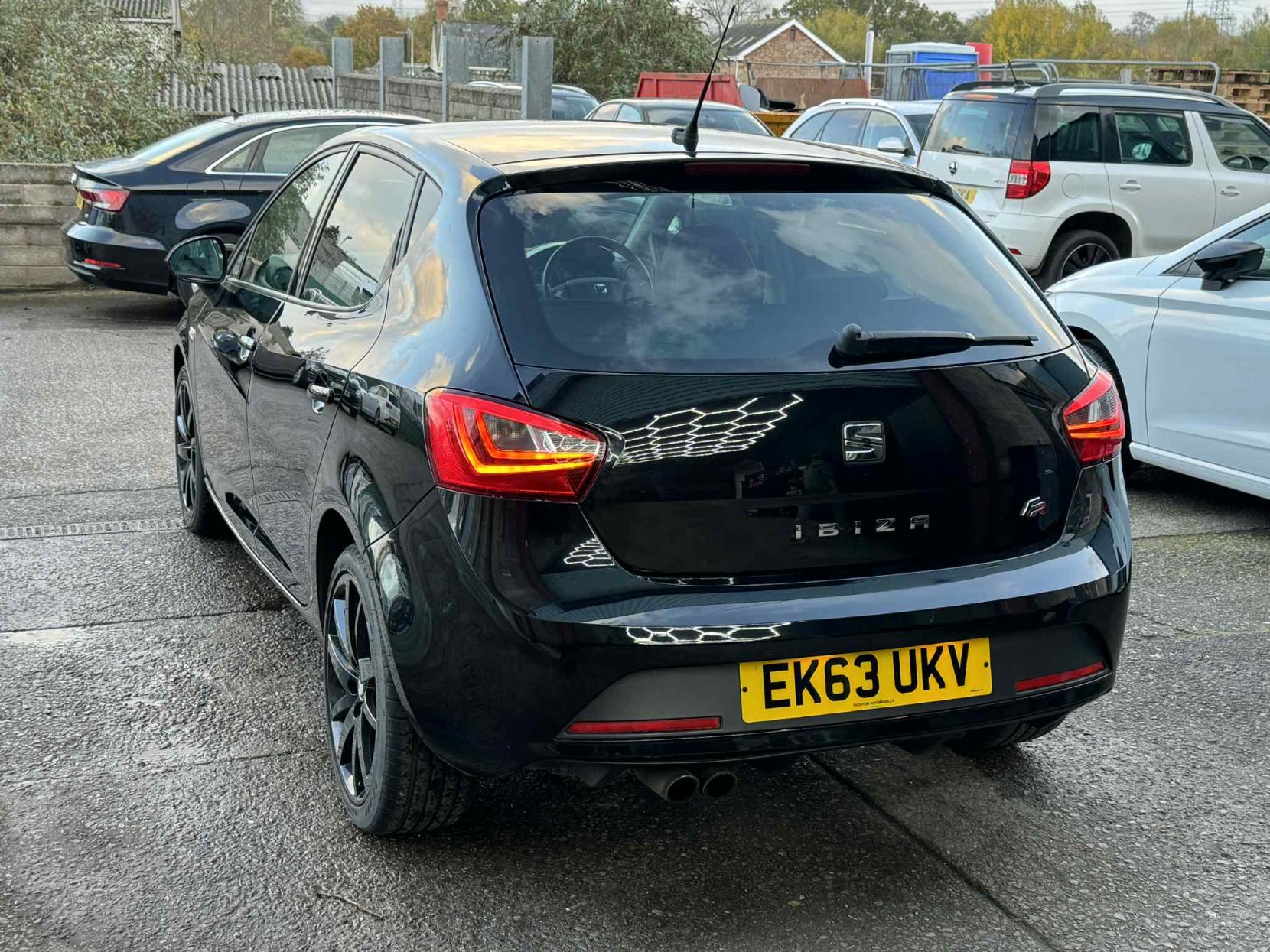 SEAT Ibiza 1.2 TSI FR Black Hatchback 5dr Petrol Manual Euro 5 (105 ps)