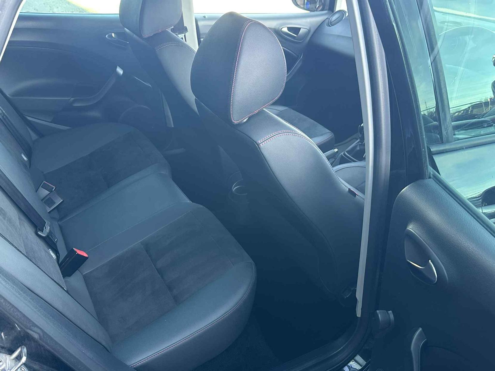 SEAT Ibiza 1.2 TSI FR Black Hatchback 5dr Petrol Manual Euro 5 (105 ps)