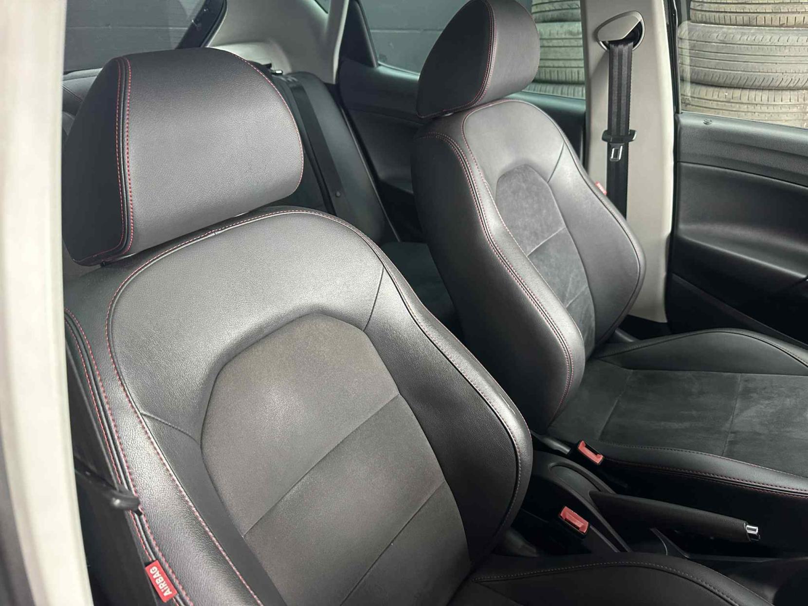 SEAT Ibiza 1.2 TSI FR Black Hatchback 5dr Petrol Manual Euro 5 (105 ps)