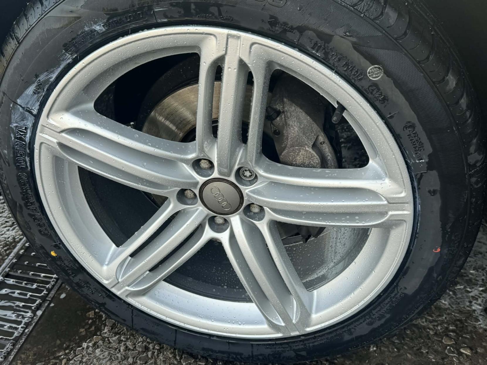 Audi Q5 2.0 TDI S line Plus SUV 5dr Diesel Manual quattro Euro 5 (s/s) (150 ps)