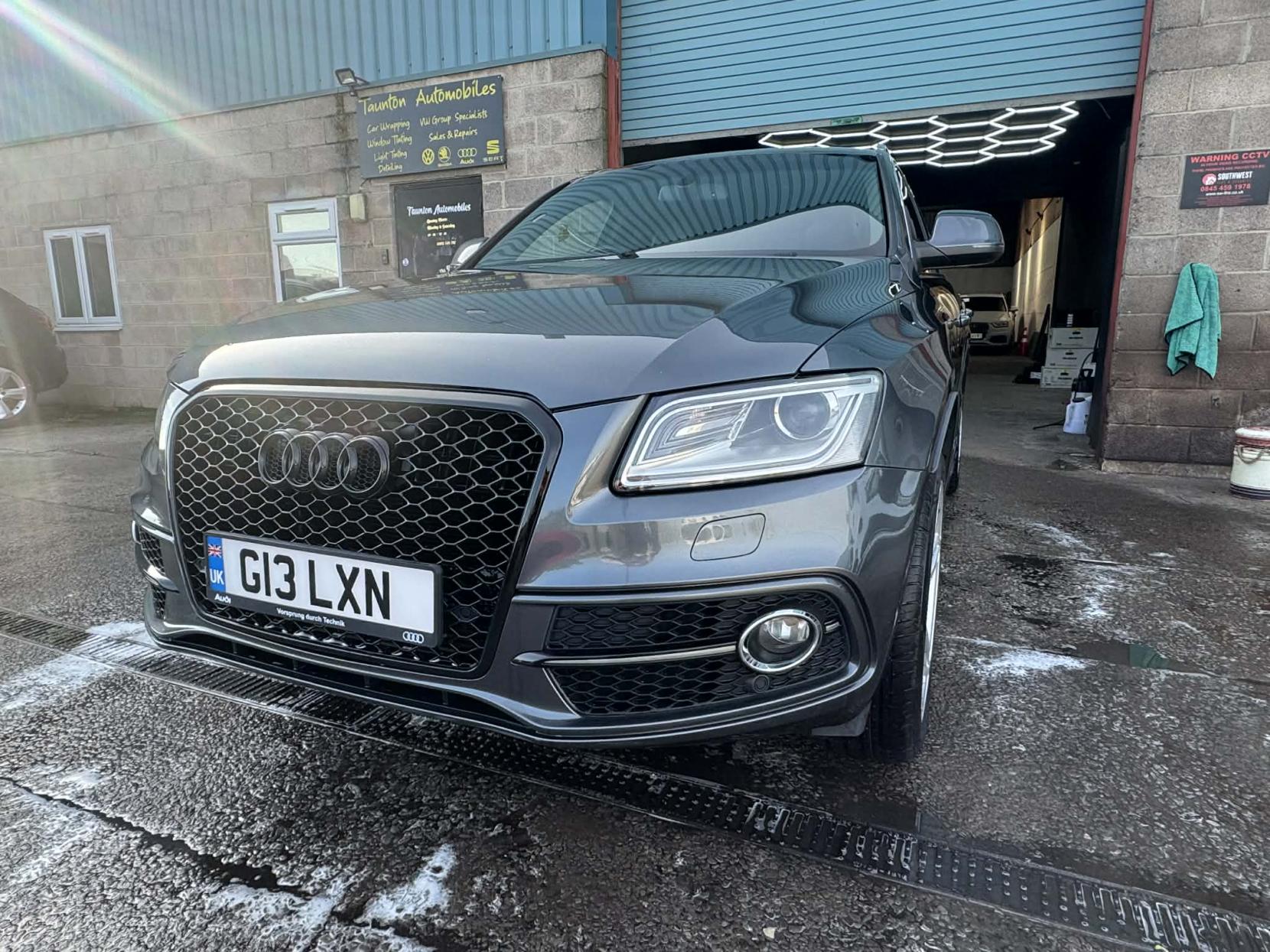 Audi Q5 2.0 TDI S line Plus SUV 5dr Diesel Manual quattro Euro 5 (s/s) (150 ps)