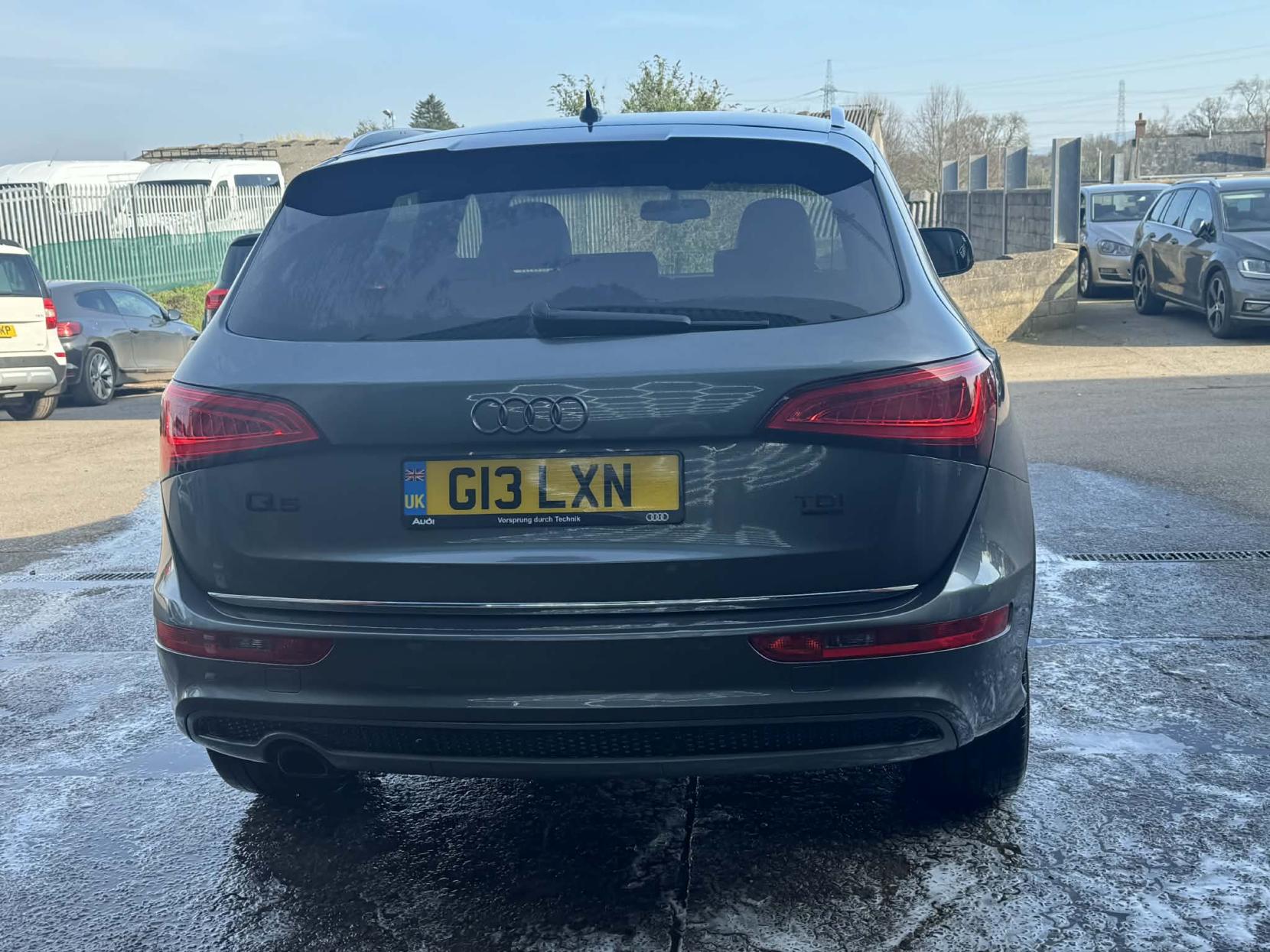 Audi Q5 2.0 TDI S line Plus SUV 5dr Diesel Manual quattro Euro 5 (s/s) (150 ps)