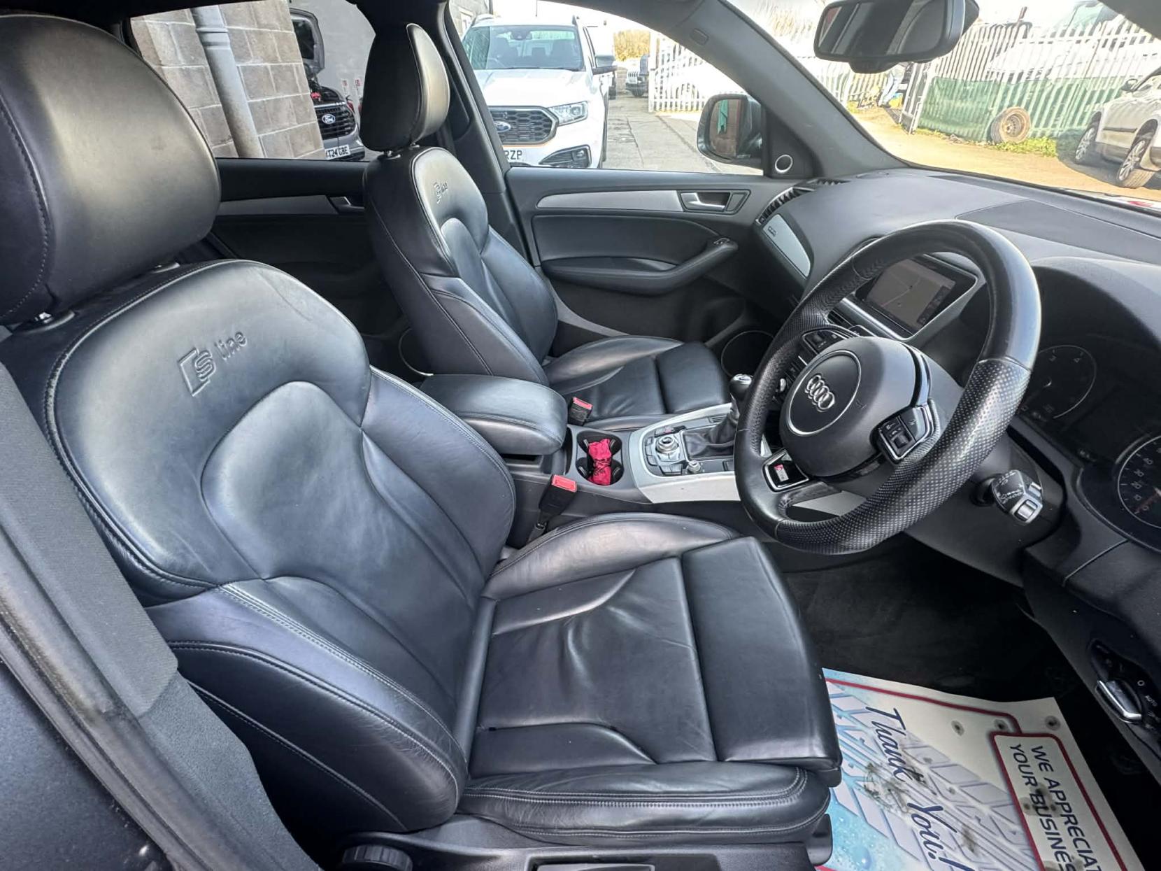 Audi Q5 2.0 TDI S line Plus SUV 5dr Diesel Manual quattro Euro 5 (s/s) (150 ps)