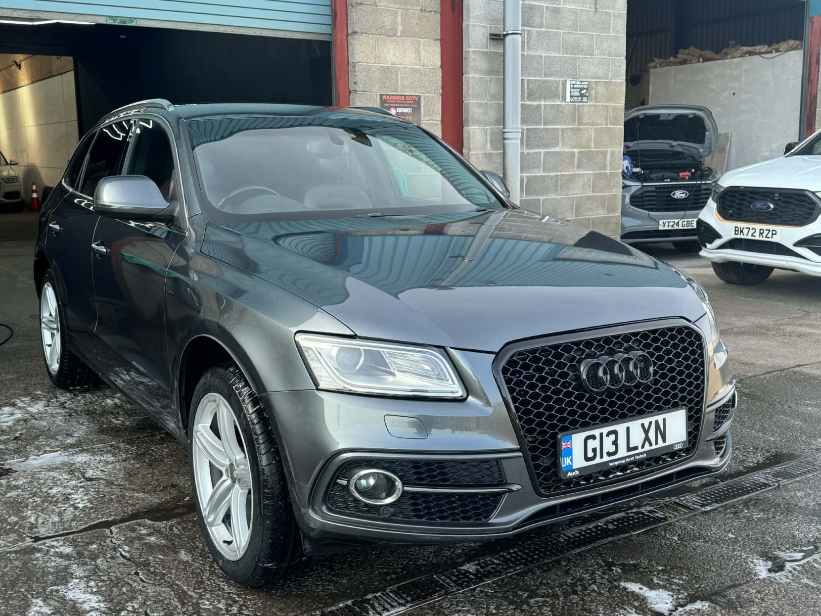 Audi Q5 2.0 TDI S line Plus SUV 5dr Diesel Manual quattro Euro 5 (s/s) (150 ps)