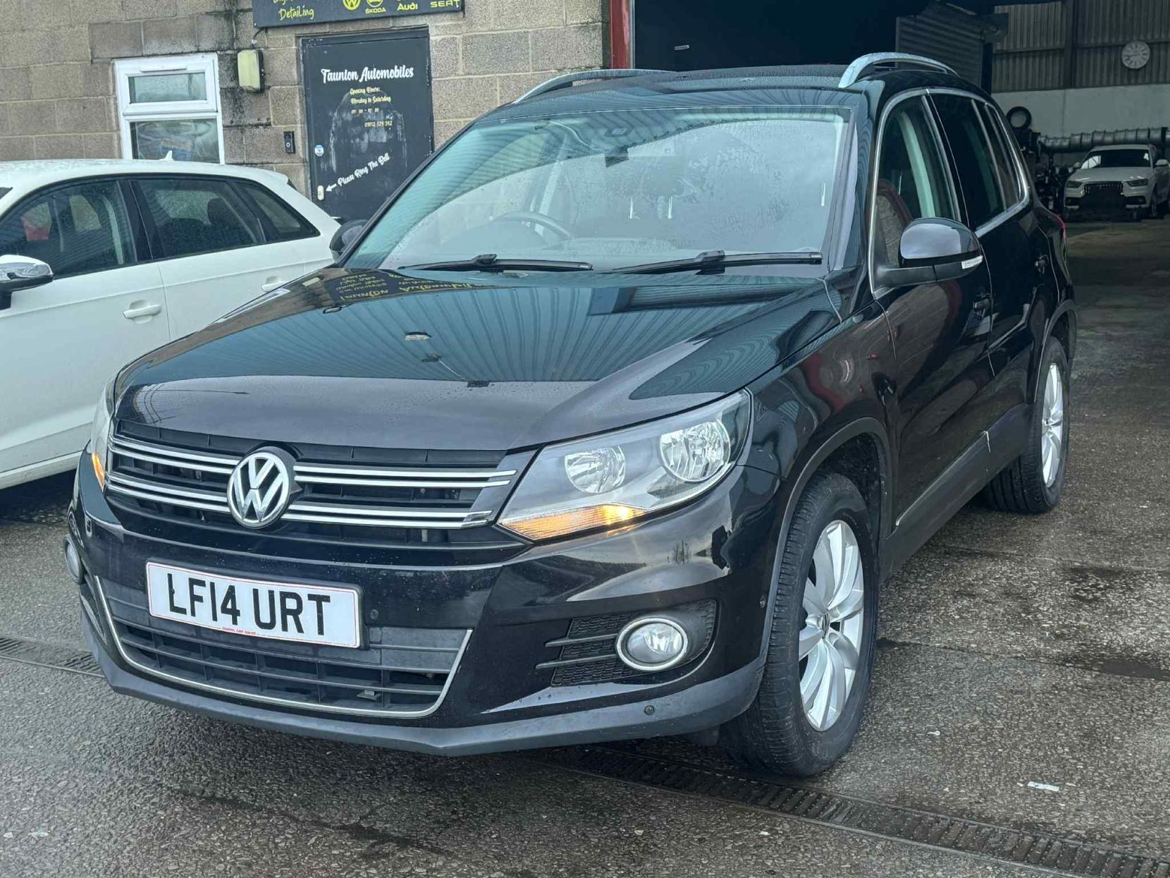 Volkswagen Tiguan 2.0 TDI BlueMotion Tech Match SUV 5dr Diesel Manual 4WD Euro 5 (s/s) (140 ps)