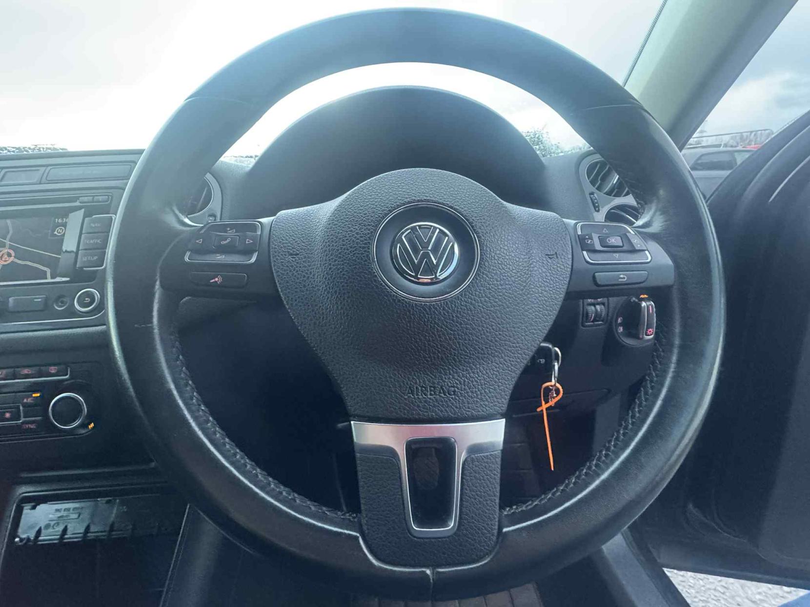 Volkswagen Tiguan 2.0 TDI BlueMotion Tech Match SUV 5dr Diesel Manual 4WD Euro 5 (s/s) (140 ps)