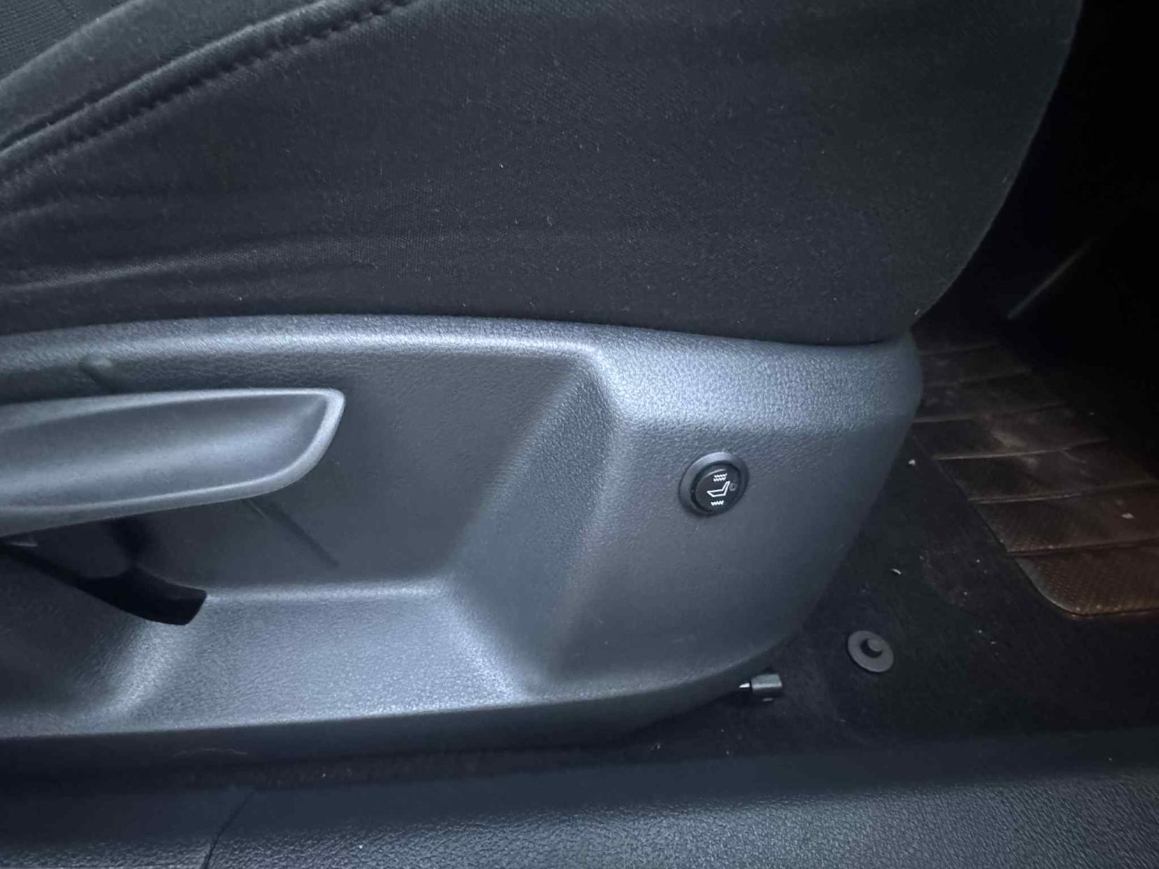 Volkswagen Tiguan 2.0 TDI BlueMotion Tech Match SUV 5dr Diesel Manual 4WD Euro 5 (s/s) (140 ps)