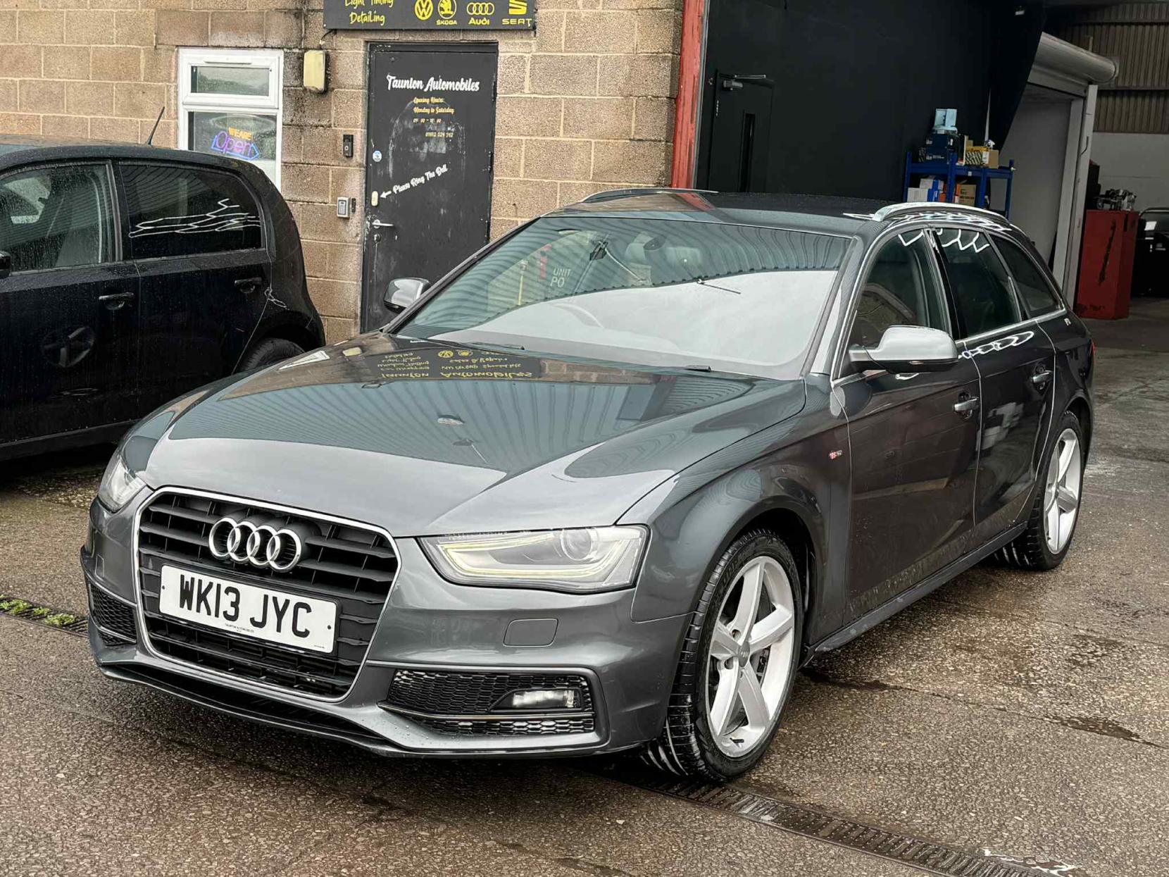 Audi A4 Avant 2.0 TDI S line Estate 5dr Diesel Manual Euro 5 (s/s) (143 ps)