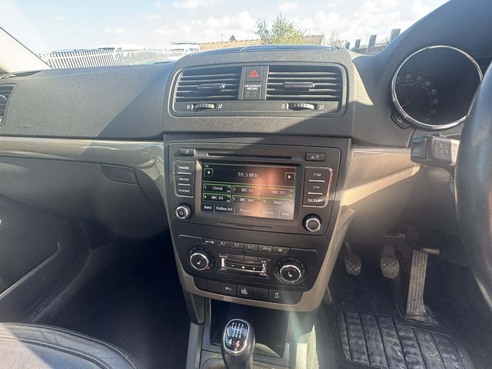 Skoda Yeti 2.0 TDI Elegance Outdoor 5dr Diesel Manual 4WD Euro 5 (170 ps)