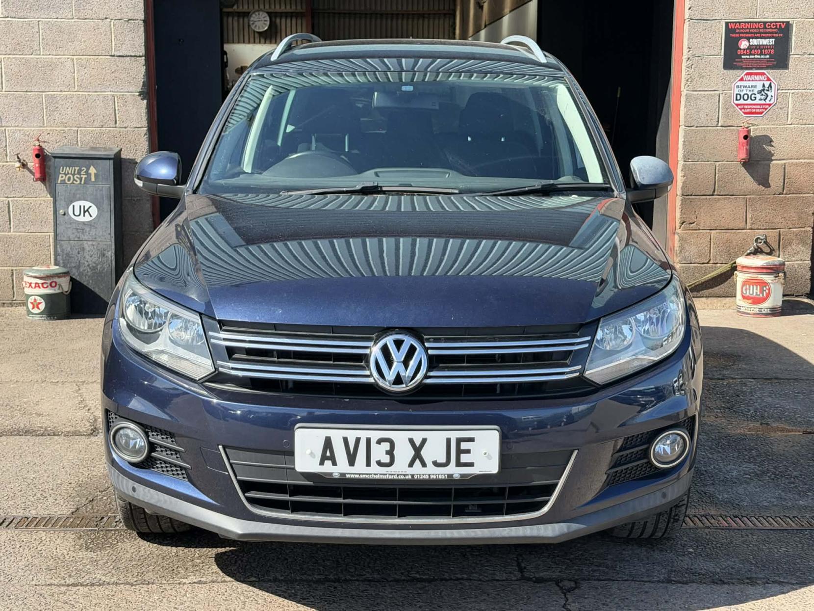 Volkswagen Tiguan 2.0 TDI BlueMotion Tech SE SUV 5dr Diesel Manual 4WD Euro 5 (s/s) (140 ps)