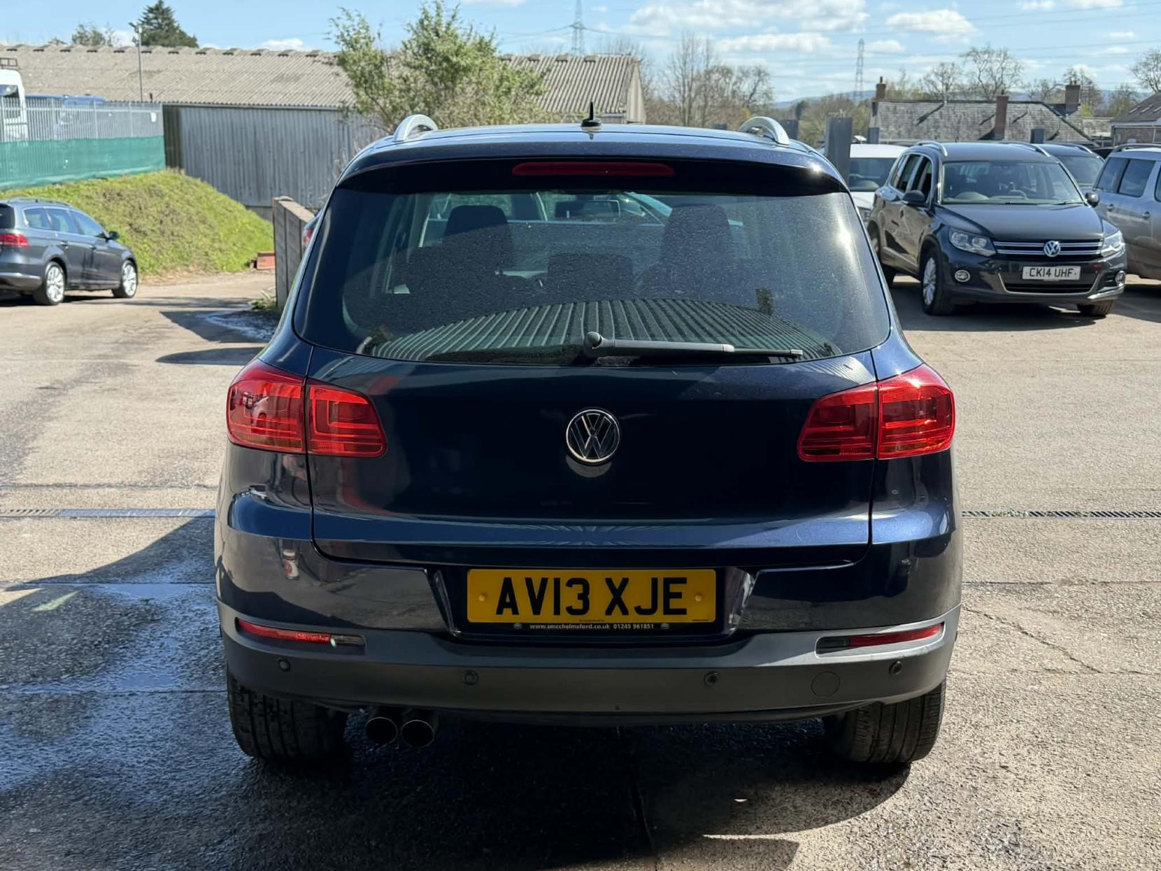 Volkswagen Tiguan 2.0 TDI BlueMotion Tech SE SUV 5dr Diesel Manual 4WD Euro 5 (s/s) (140 ps)