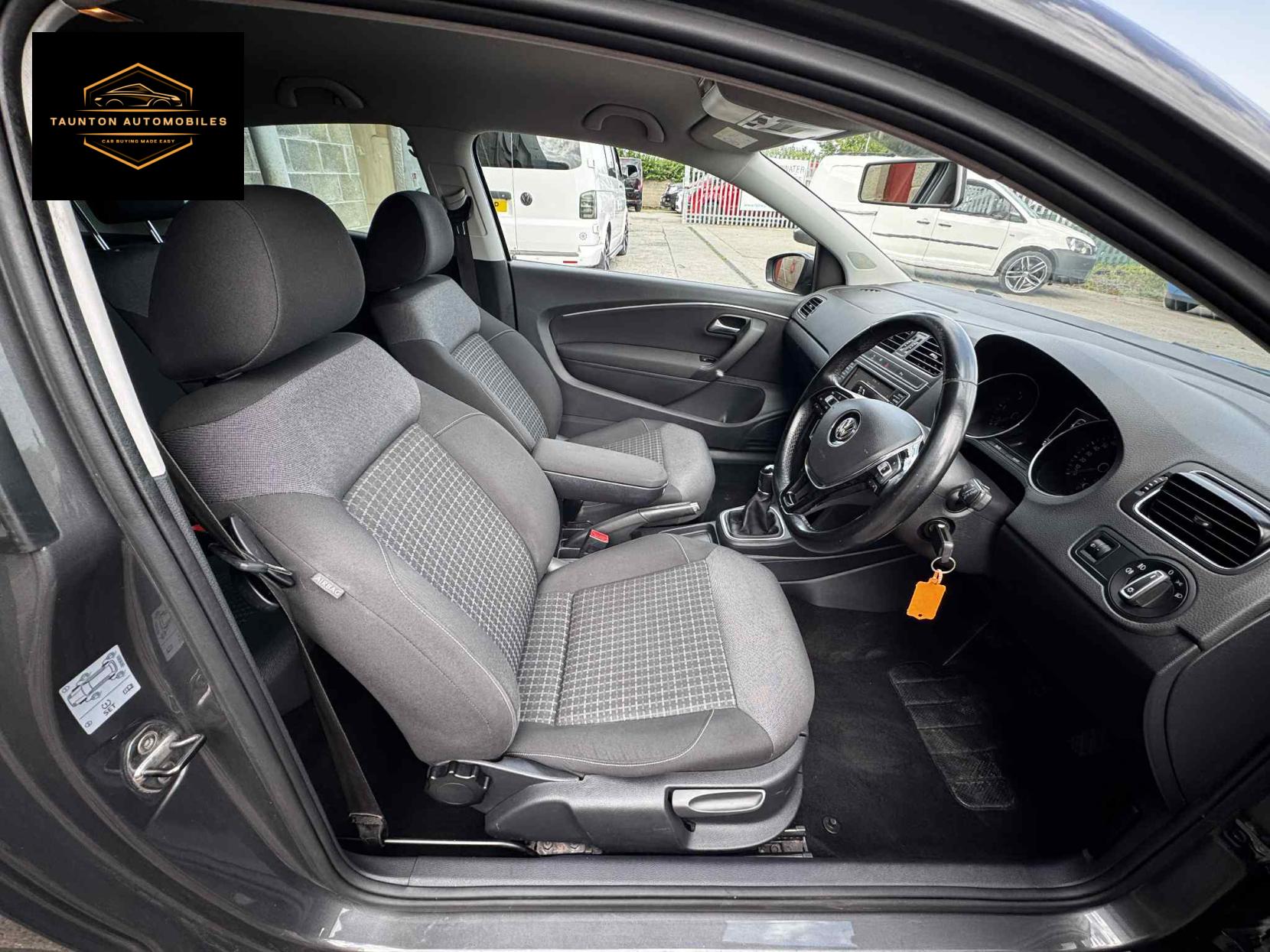Volkswagen Polo 1.4 TDI BlueMotion Tech SEL Hatchback 3dr Diesel Manual Euro 6 (s/s) (90 ps)
