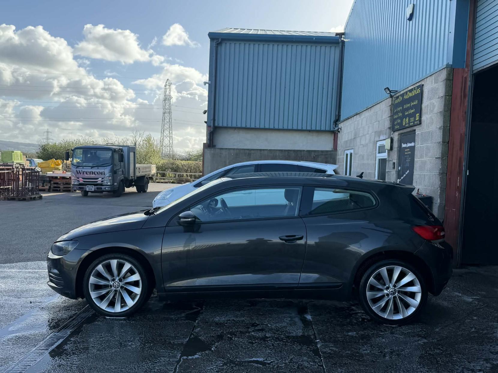 Volkswagen Scirocco 2.0 TDI Hatchback 3dr Diesel Manual Euro 5 (140 ps)