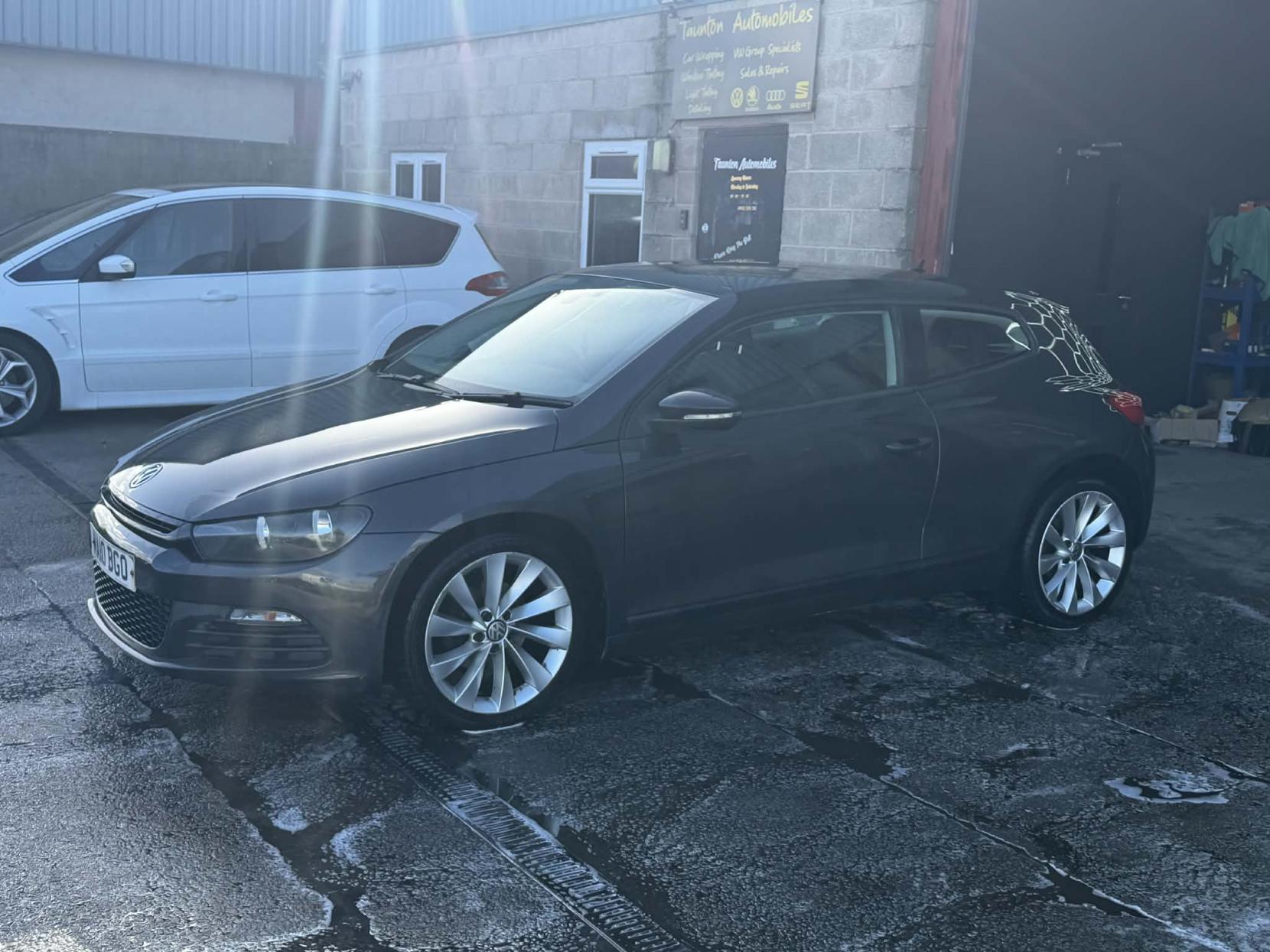 Volkswagen Scirocco 2.0 TDI Hatchback 3dr Diesel Manual Euro 5 (140 ps)