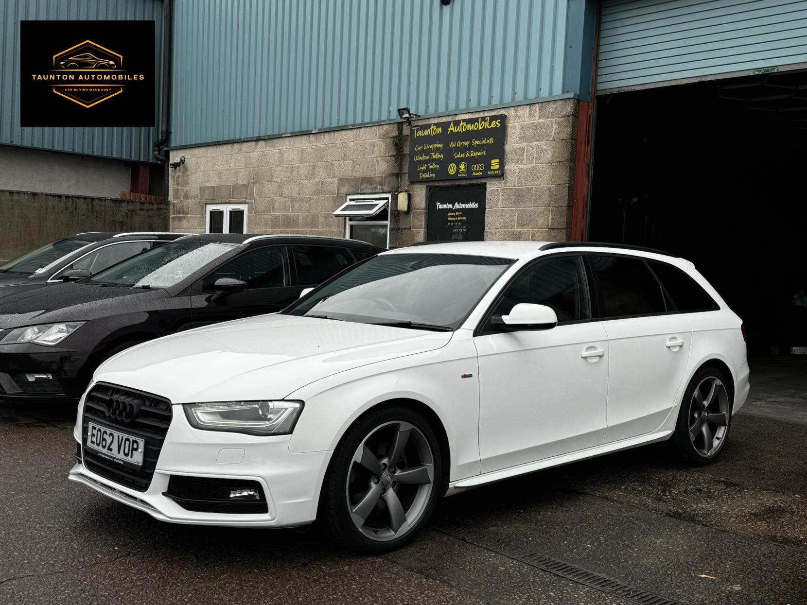 Audi A4 Avant 2.0 TDI Black Edition Estate 5dr Diesel Manual Euro 5 (s/s) (143 ps)