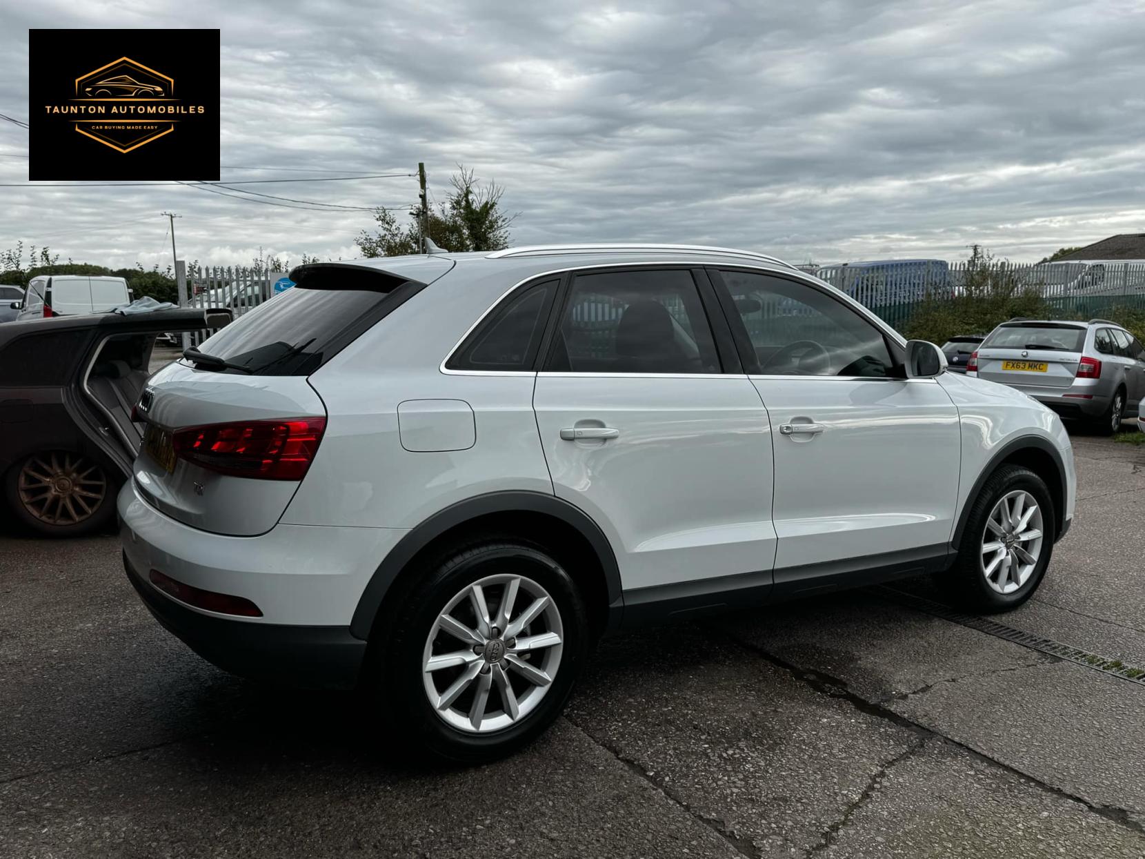 Audi Q3 2.0 TDI SE SUV 5dr Diesel Manual Euro 5 (s/s) (140 ps)