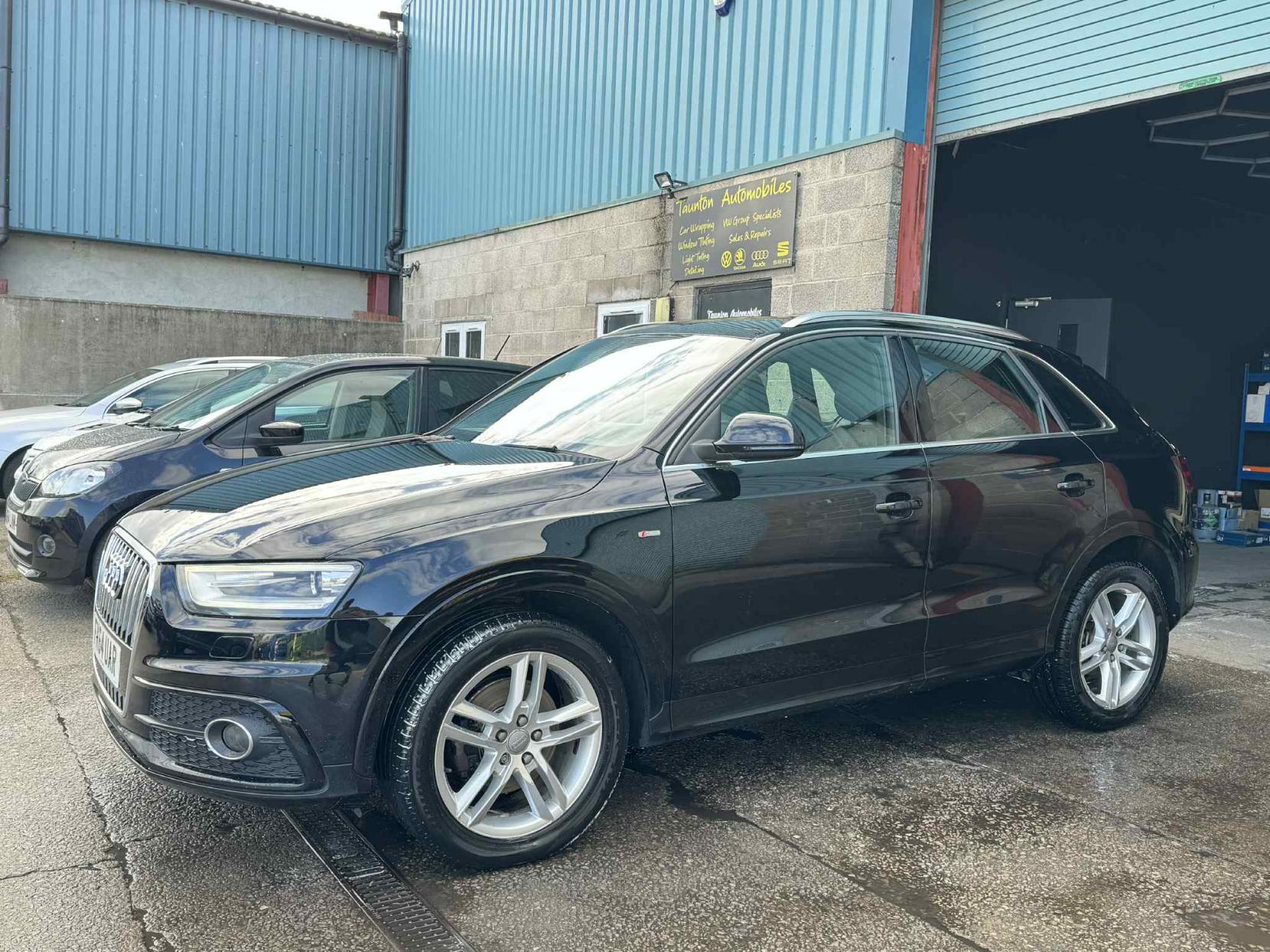 Audi Q3 2.0 TDI S line SUV 5dr Diesel Manual Euro 5 (s/s) (177 ps)
