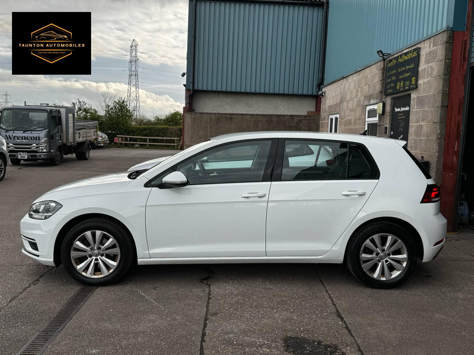 Volkswagen Golf 1.4 TSI BlueMotion Tech SE Nav Hatchback 5dr Petrol Manual Euro 6 (s/s) (125 ps)